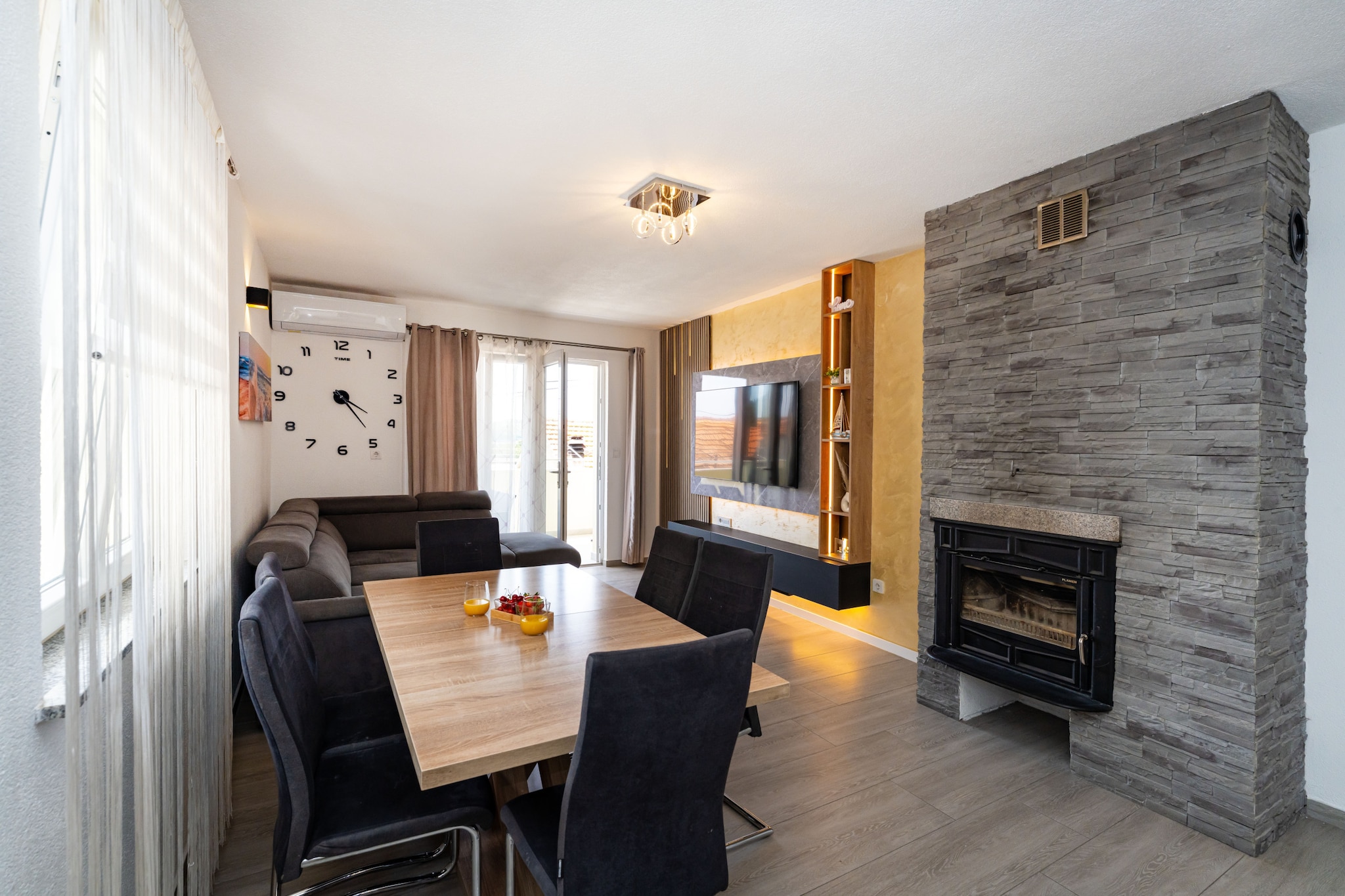 Sea view apartment Klara-Eetkamer