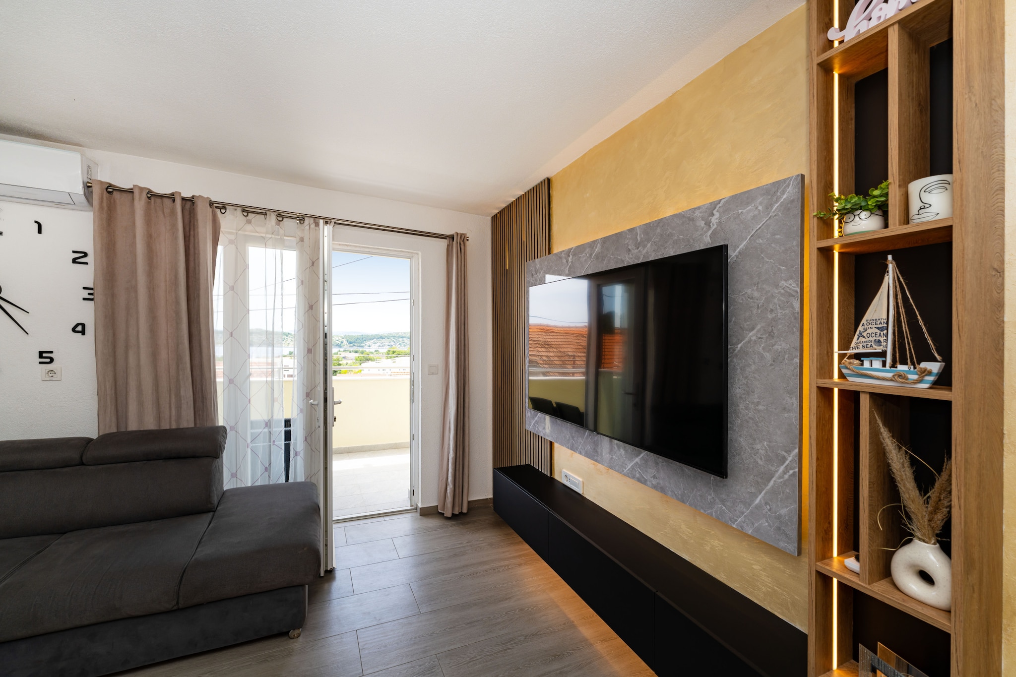 Sea view apartment Klara-Woonkamer