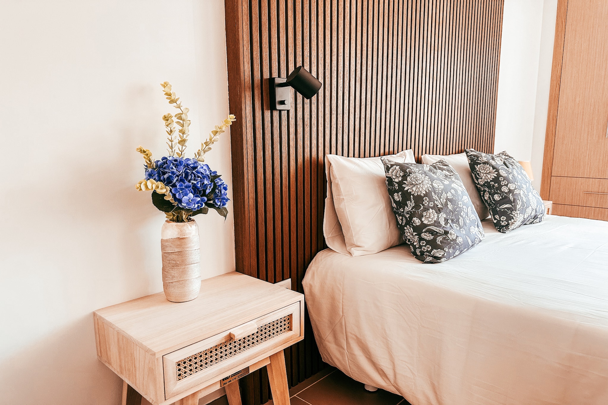 Cosy Apartment Queluz By Gt House-Schlafzimmer