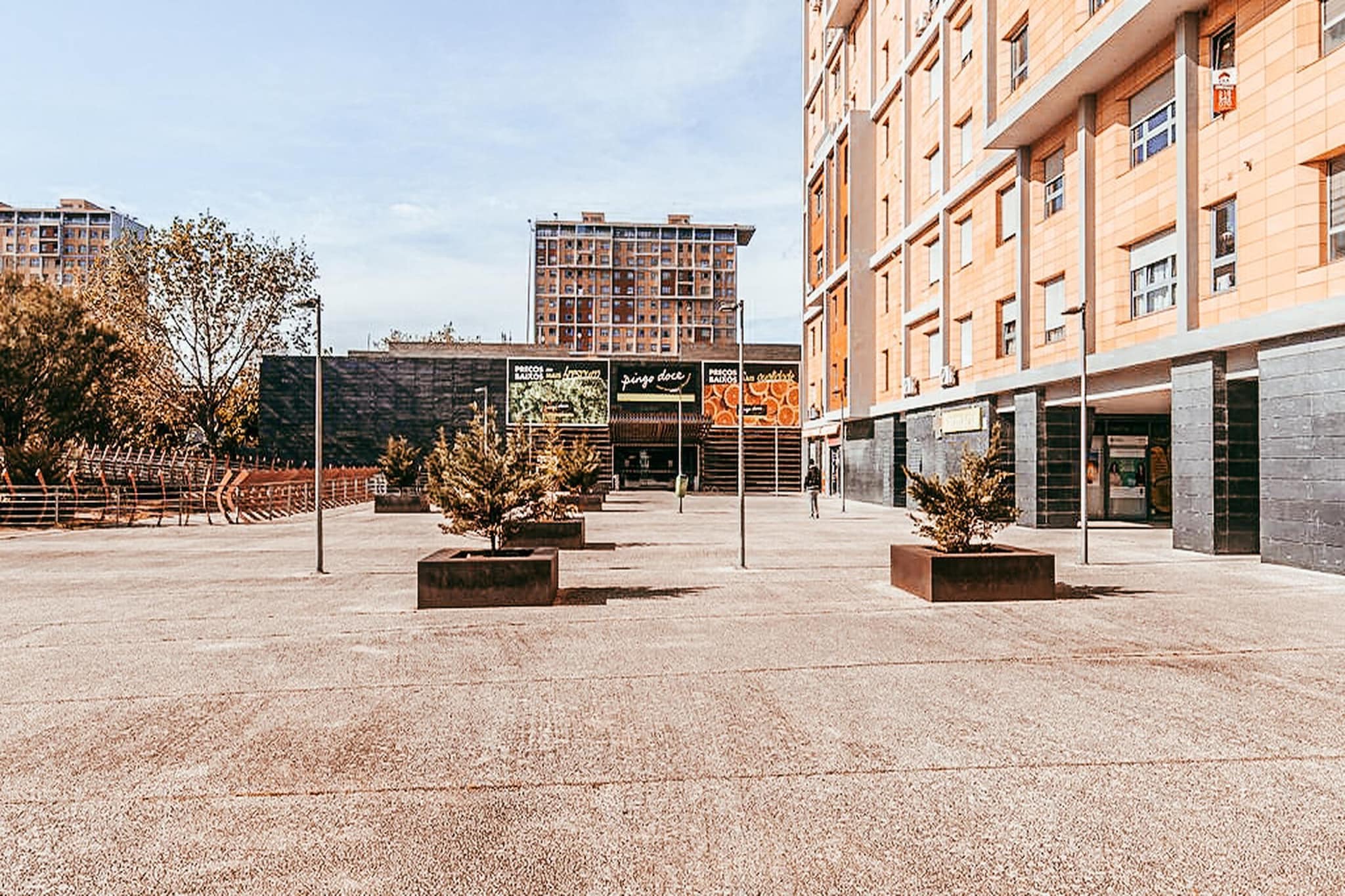 Trendy Apartment River View By Gthouse-Buitenkant zomer