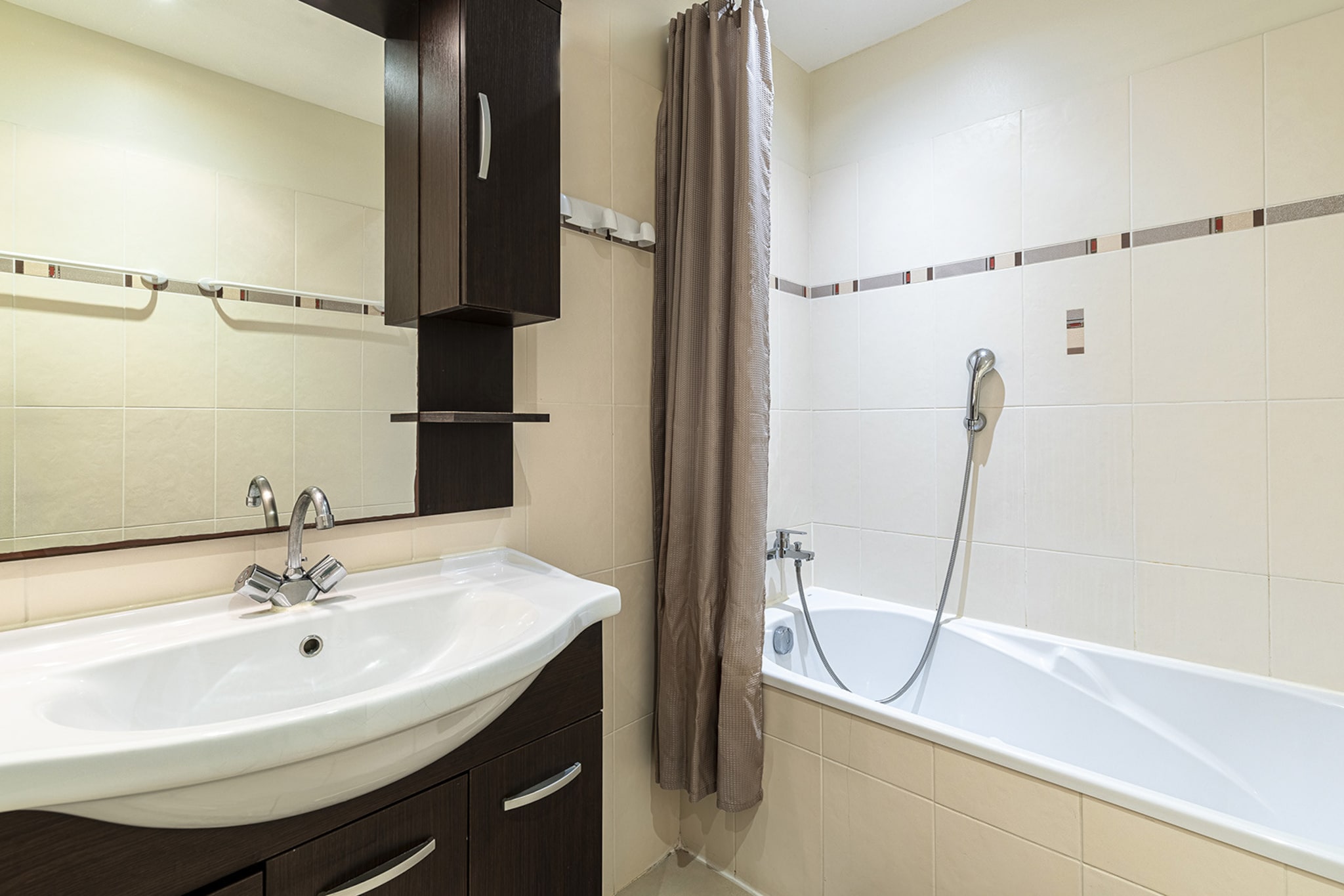 Lisa Maria D N°38 - 2P5-Badkamer