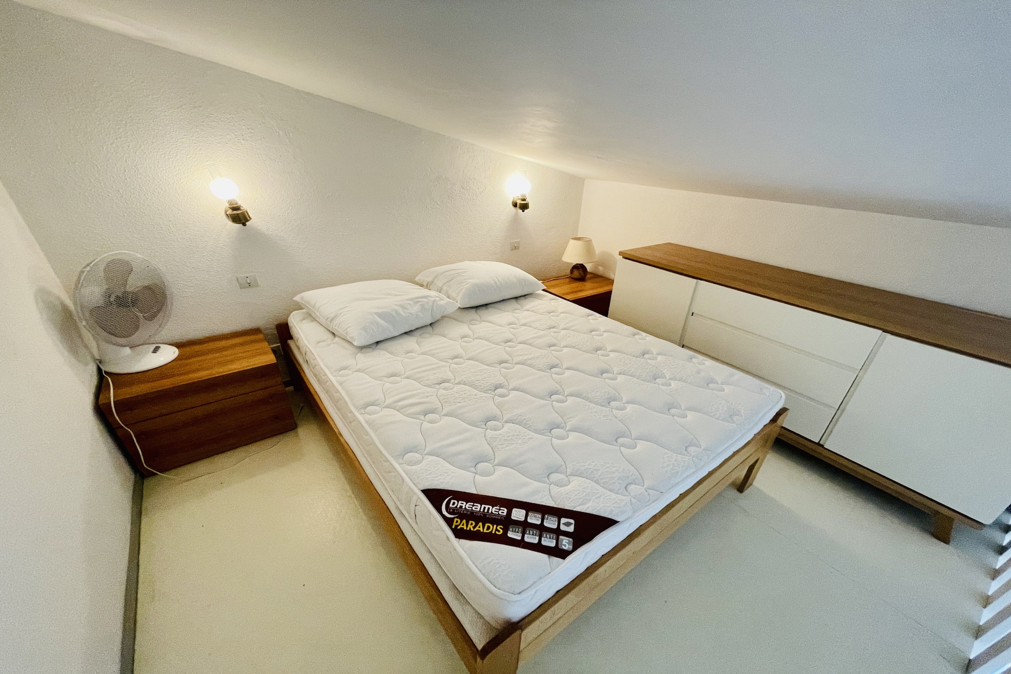 P. la madragde A N°48 - 3P6-Chambre