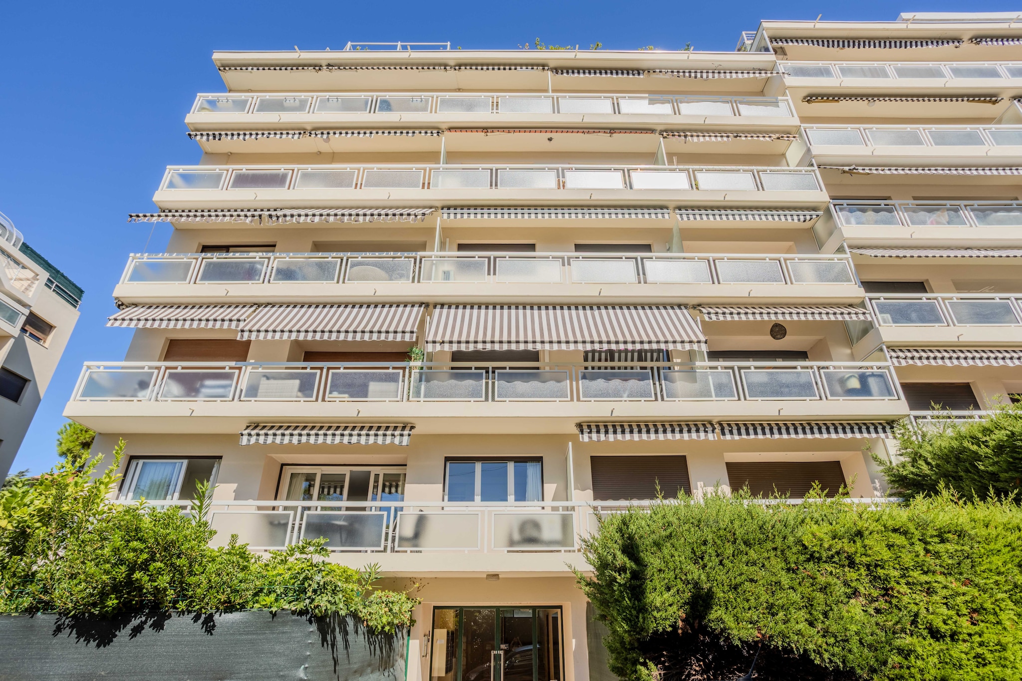 MB-2-PINS-M-Non tagué