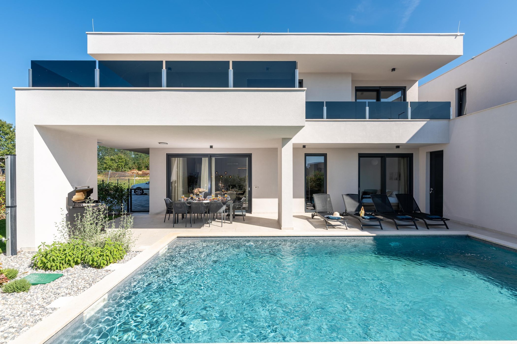 Villa Mattia-Buitenkant zomer