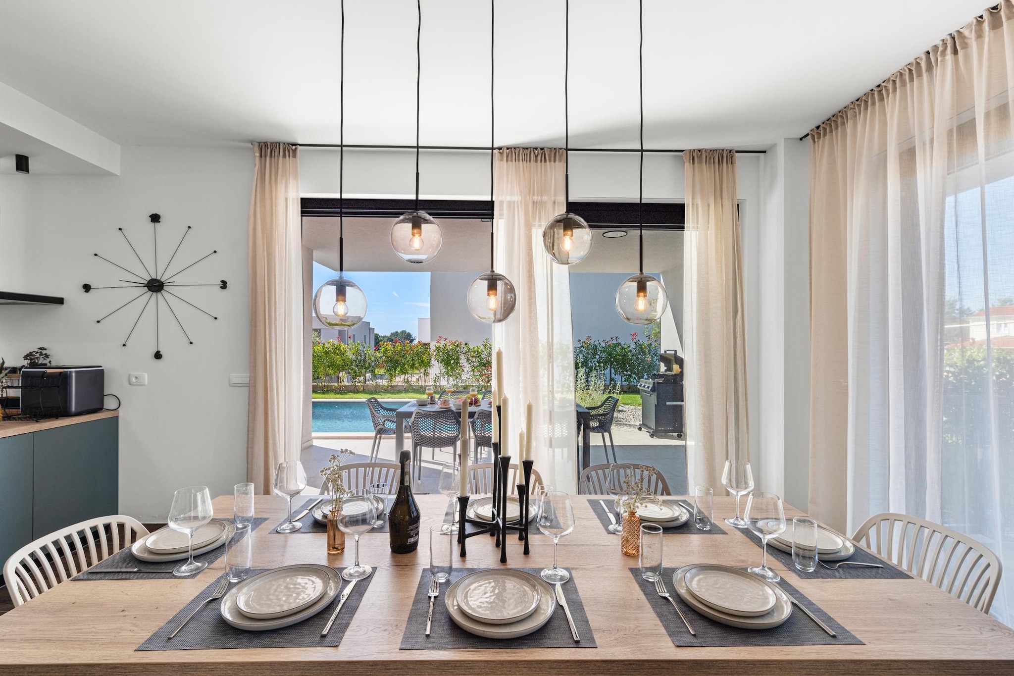 Villa Mattia-Eetkamer