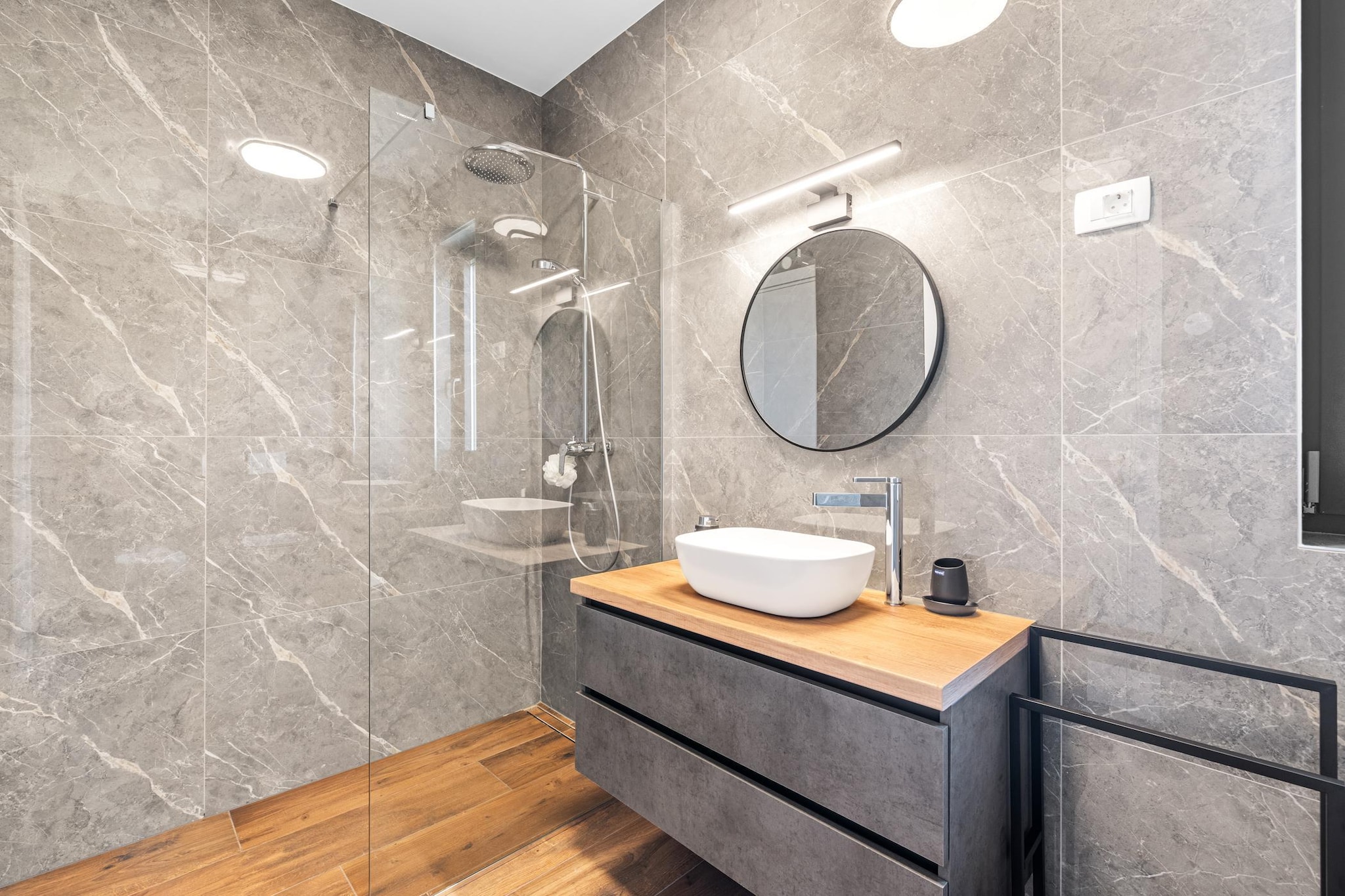 Villa Mattia-Badkamer