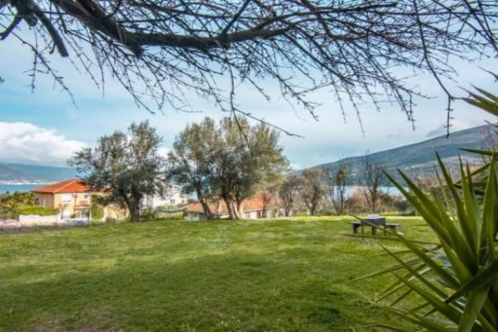 Apartments Savić near the Sea 1 - Jardins en été