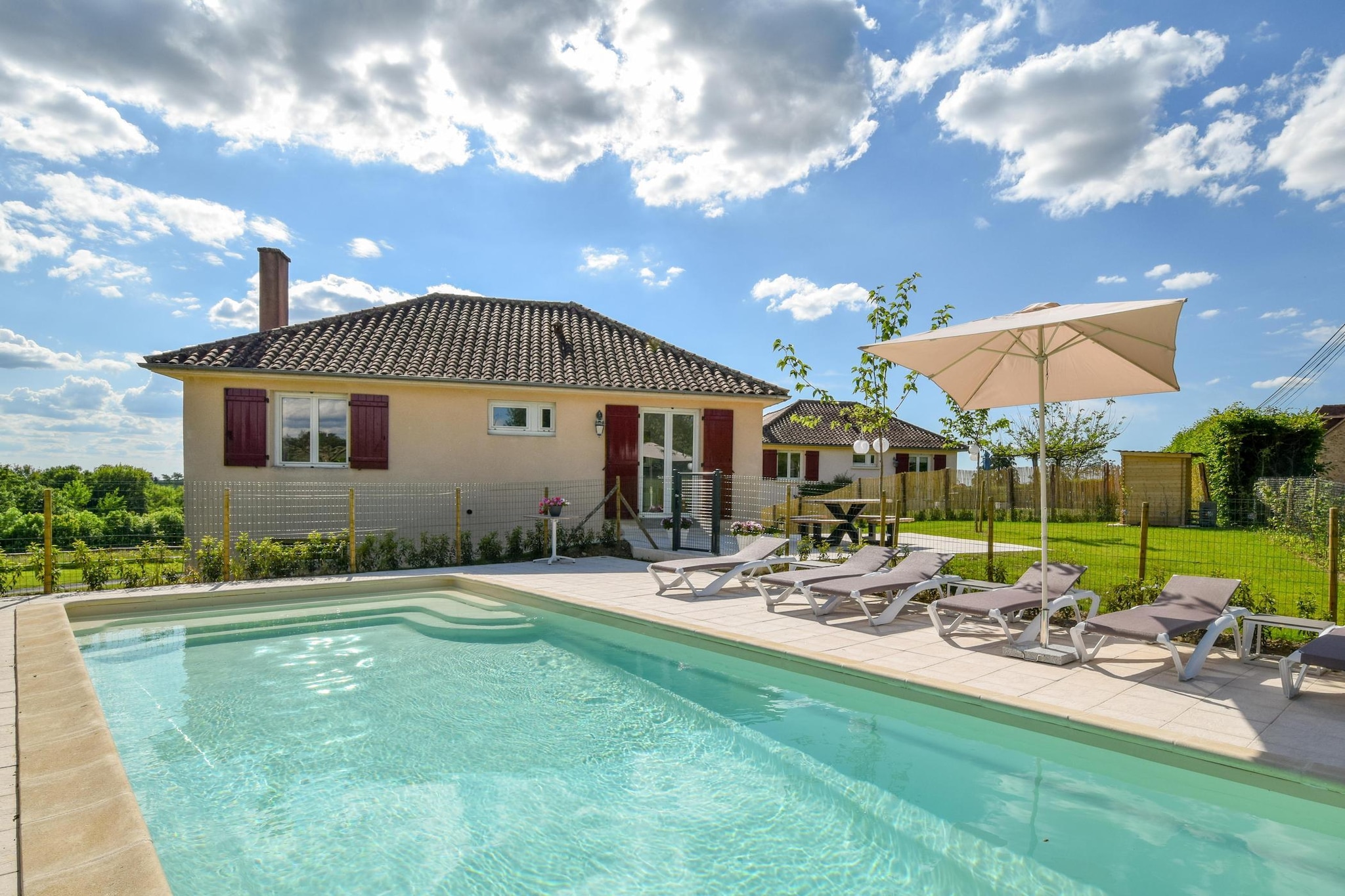 Pavillon le Papillon-Zwembad