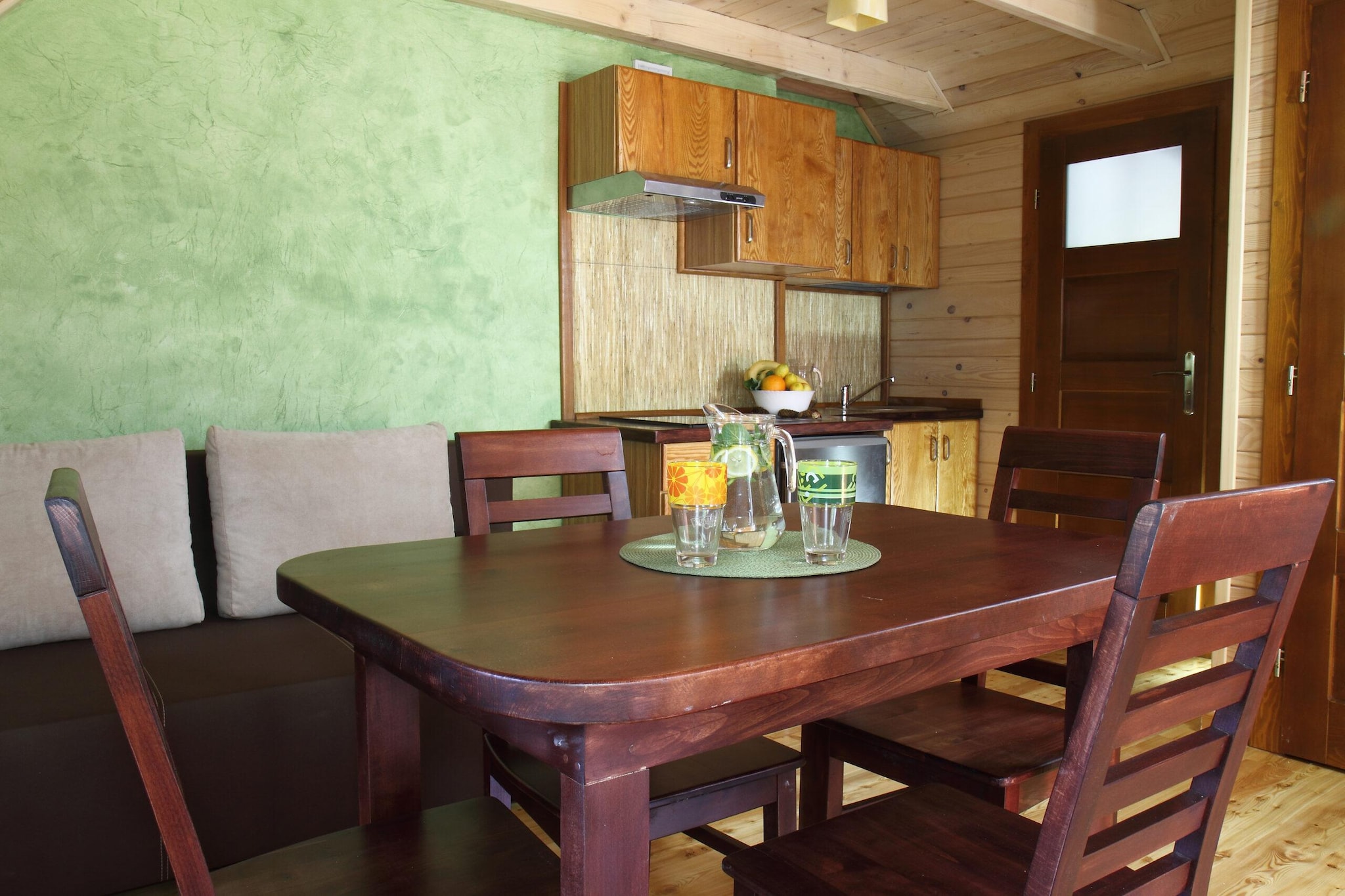 Domek pod Howyzem-Eetkamer