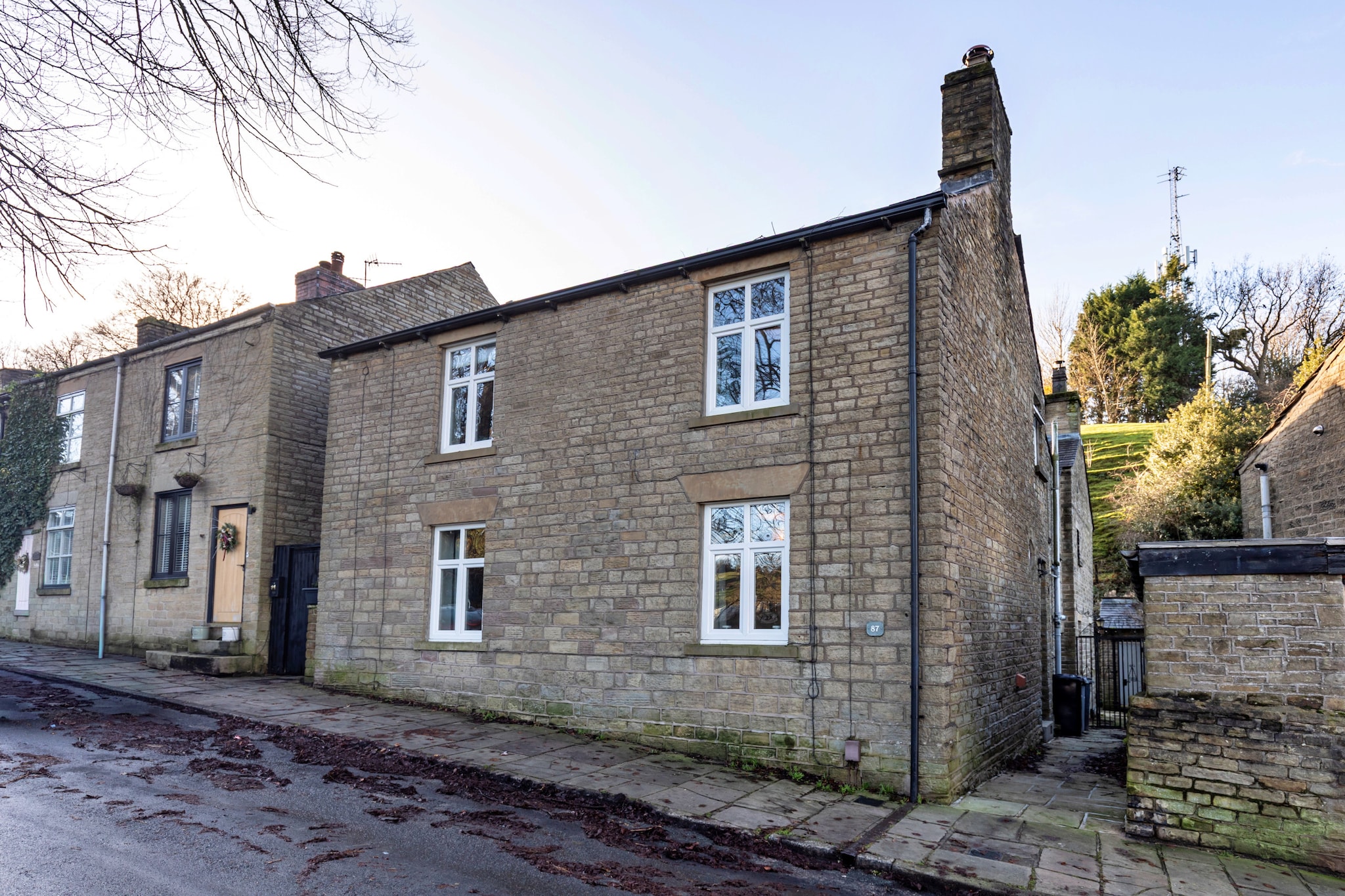 Ingersley Cottage - Buitenkant zomer