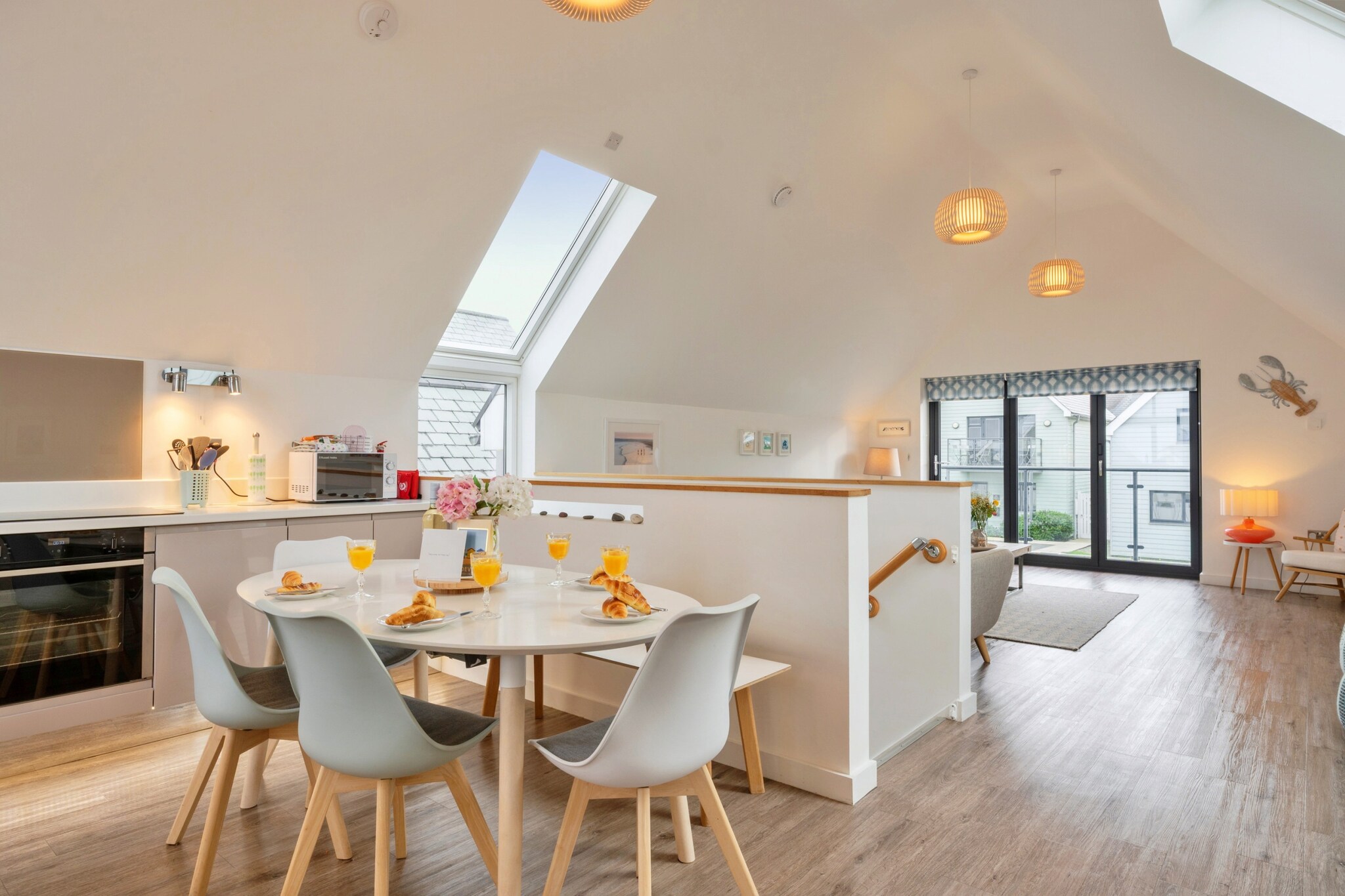 Tides 45 - Eetkamer