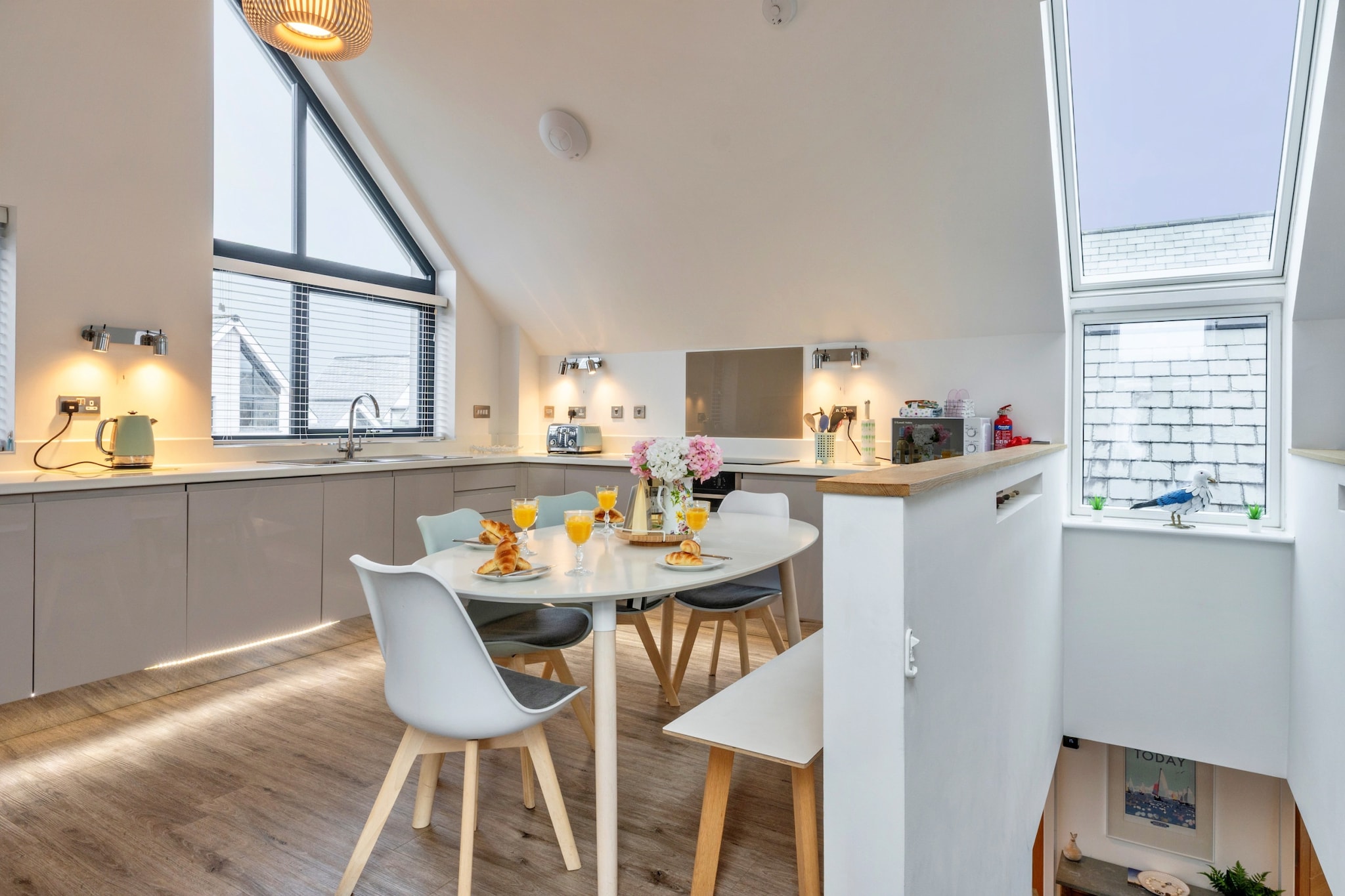 Tides 45 - Eetkamer