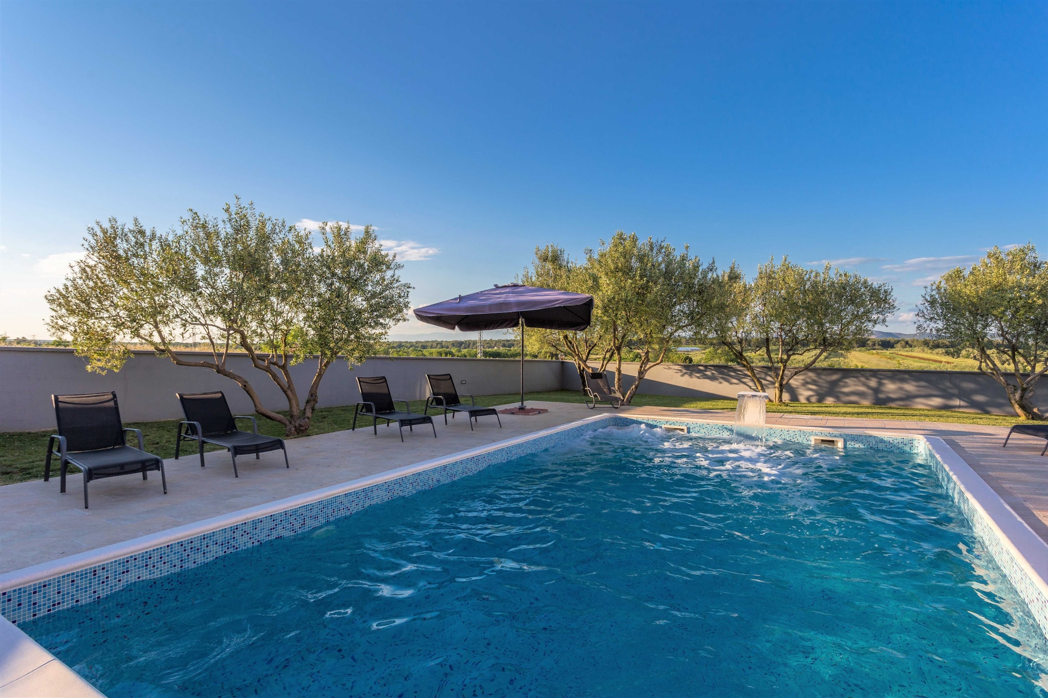 Villa Simone with private pool - Zwembad