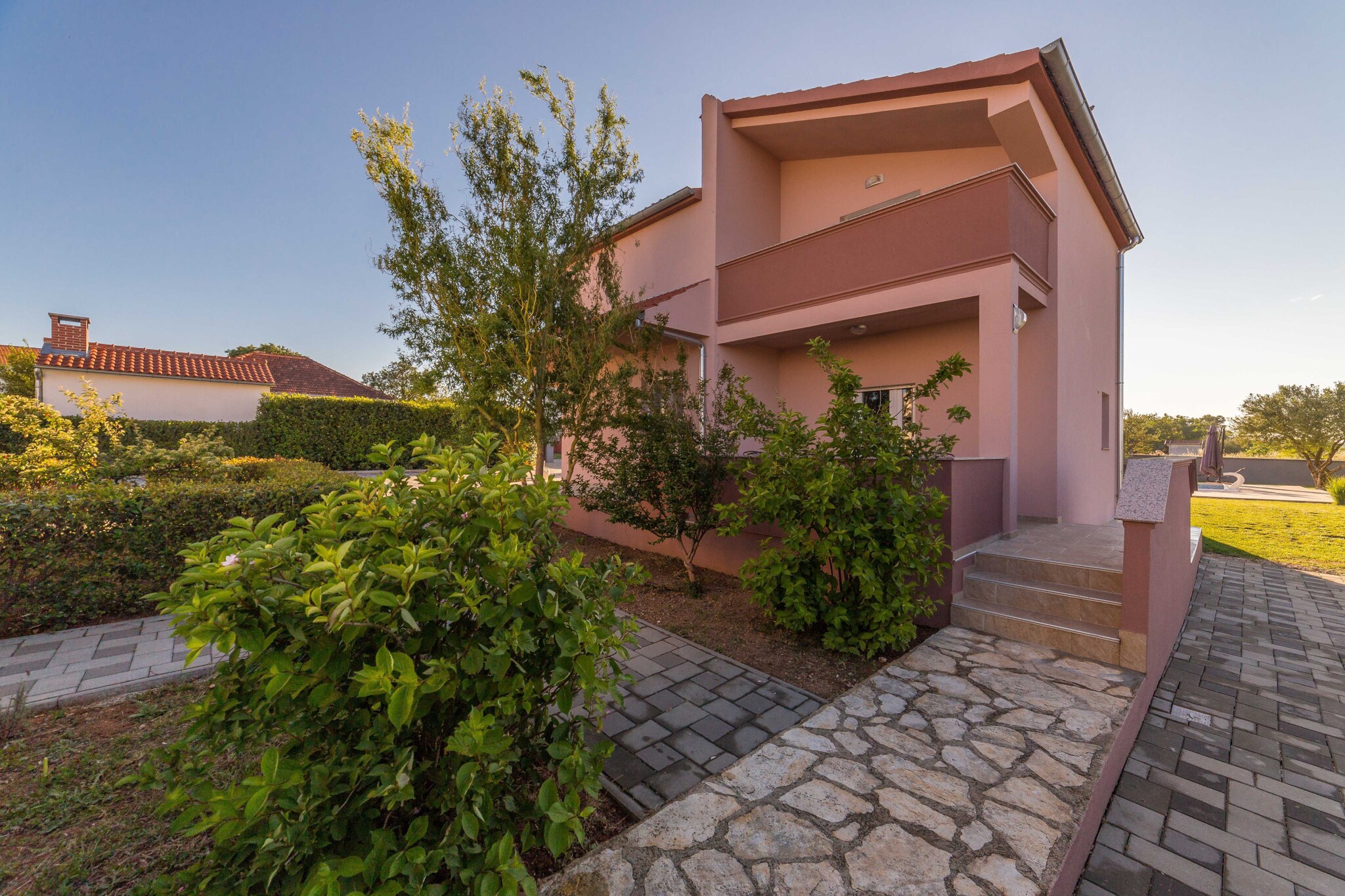 Villa Simone with private pool - Buitenkant zomer