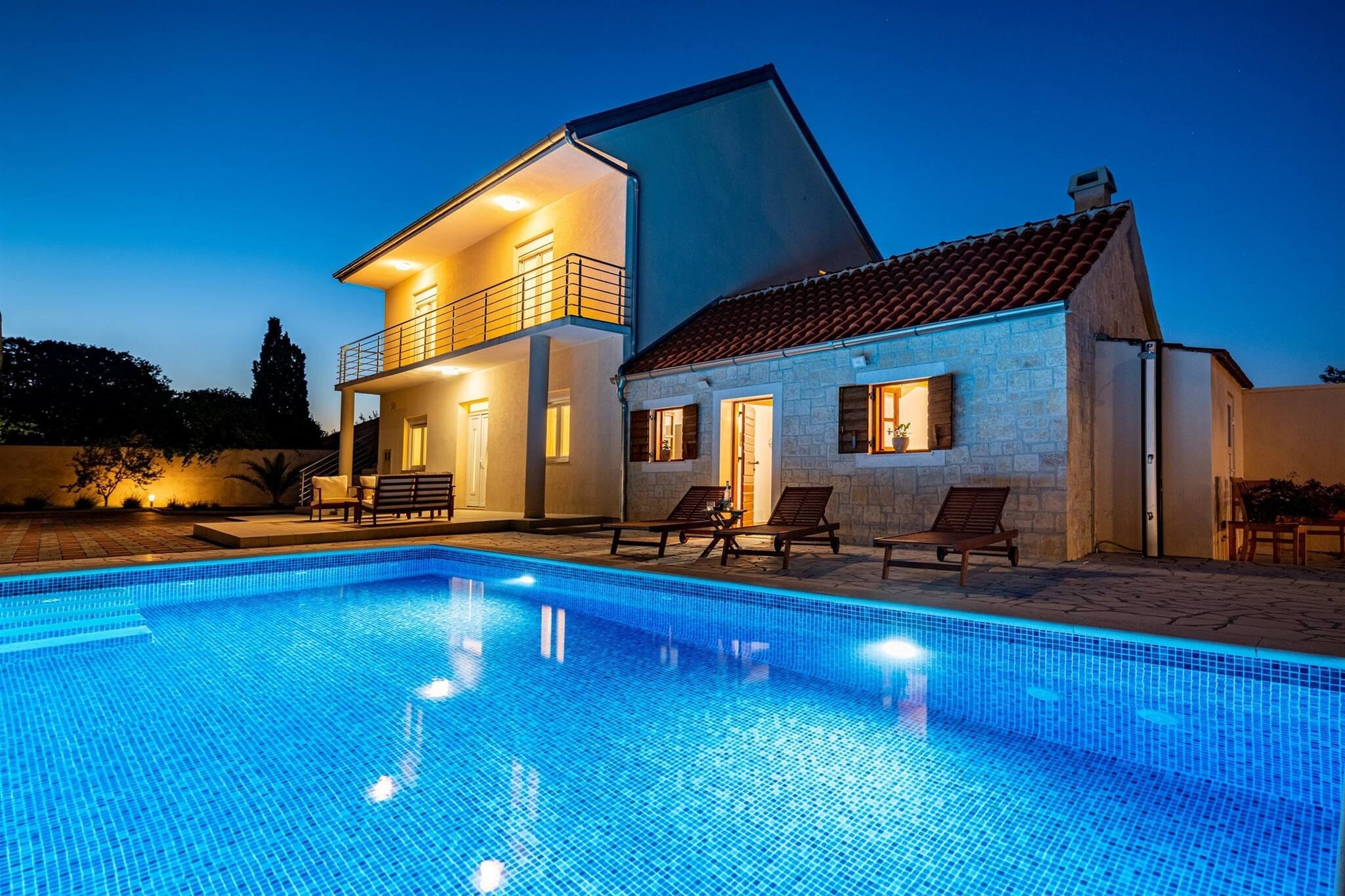 Holiday home Zara-Schwimmbad