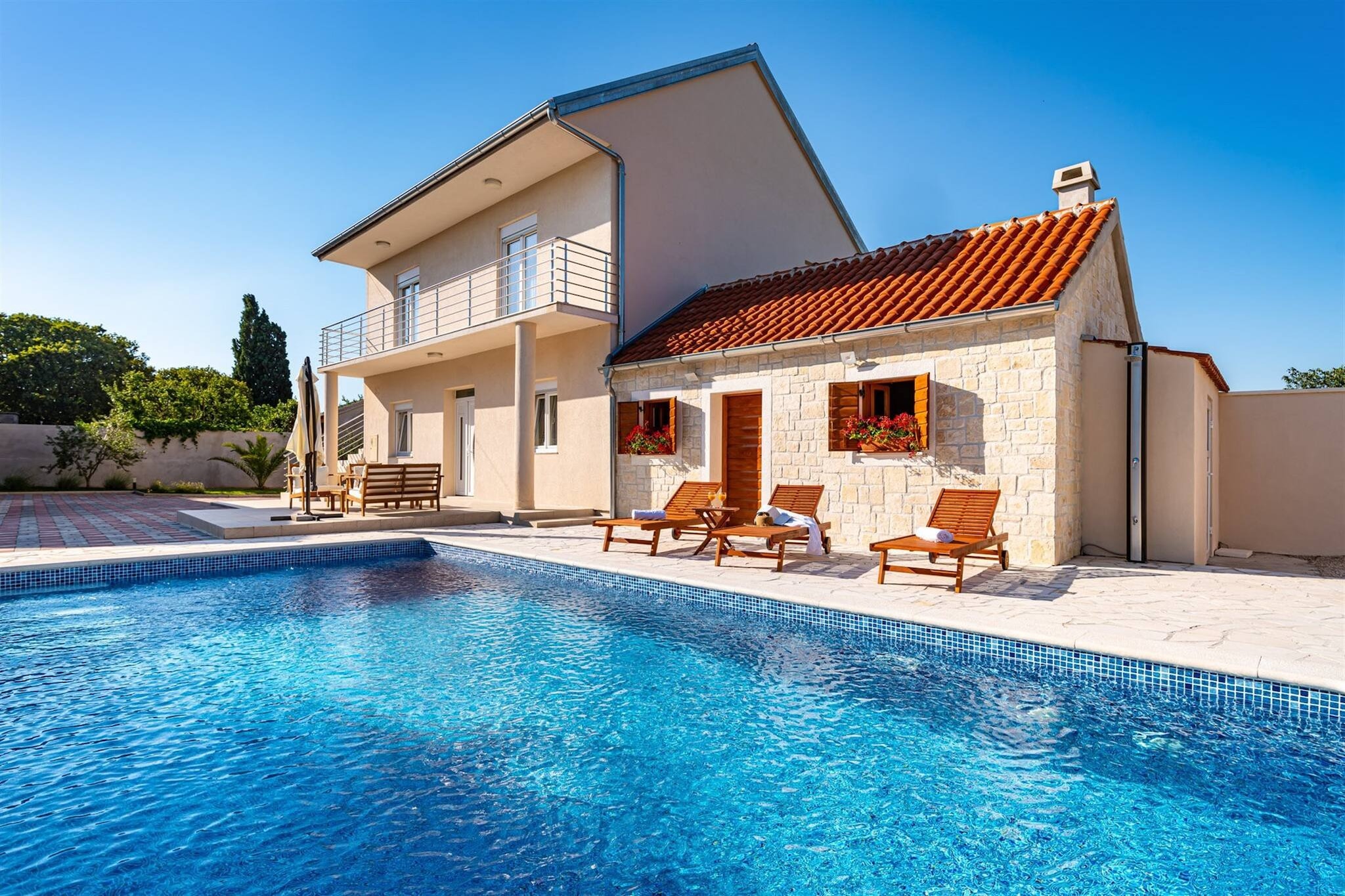 Holiday home Zara-Schwimmbad