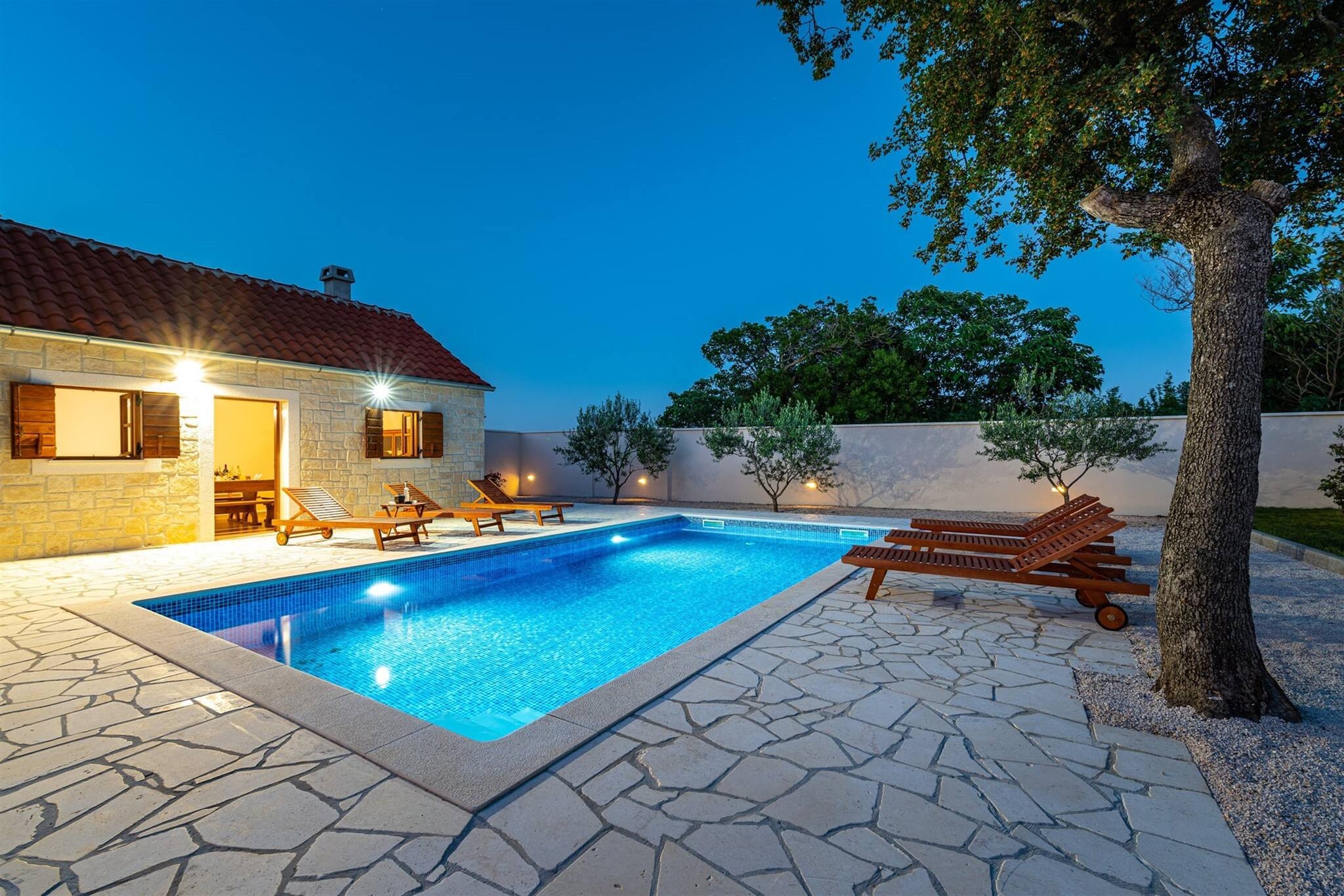 Holiday home Zara-Schwimmbad