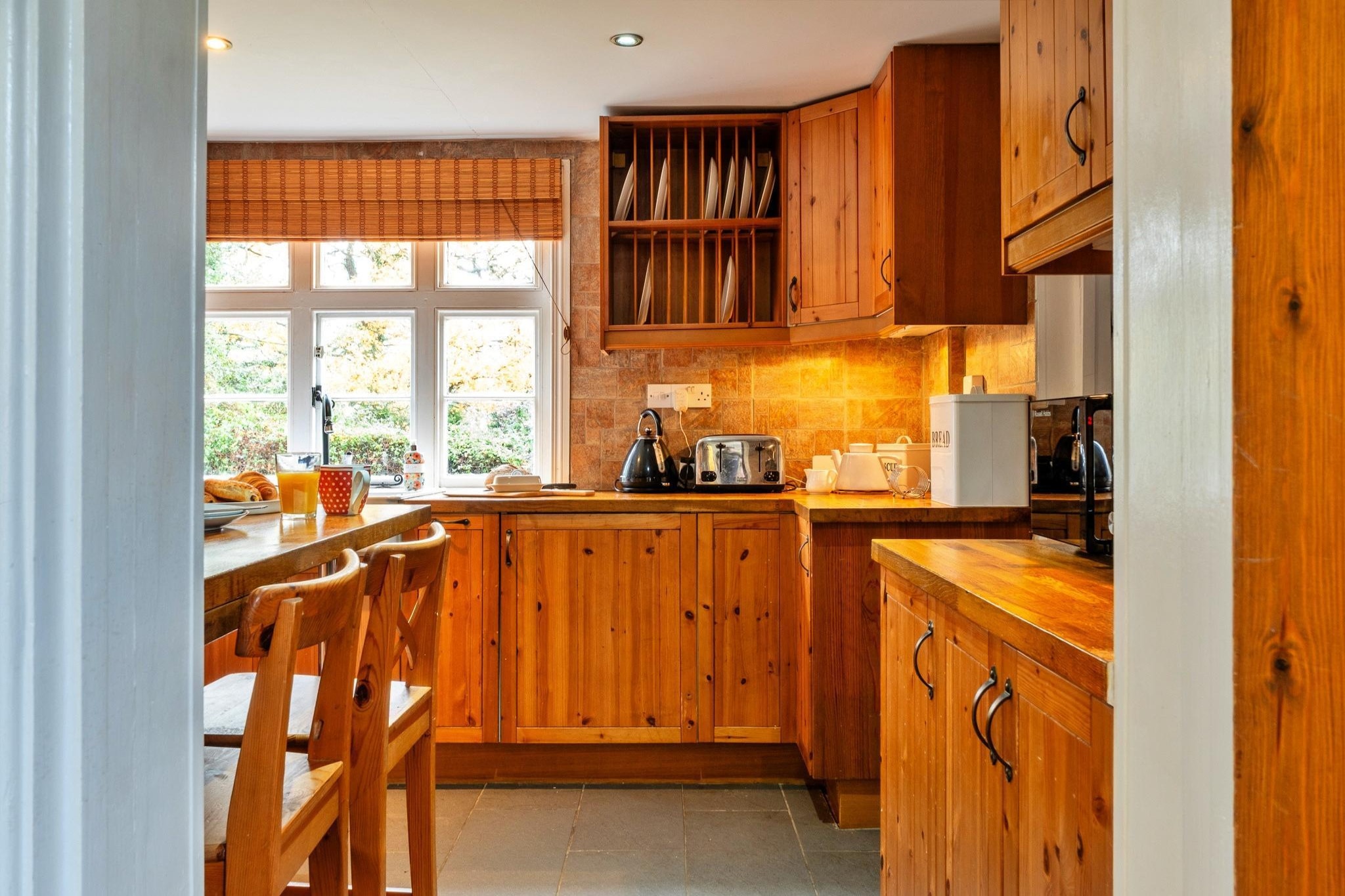 Cricketers' Cottage - Kitchen