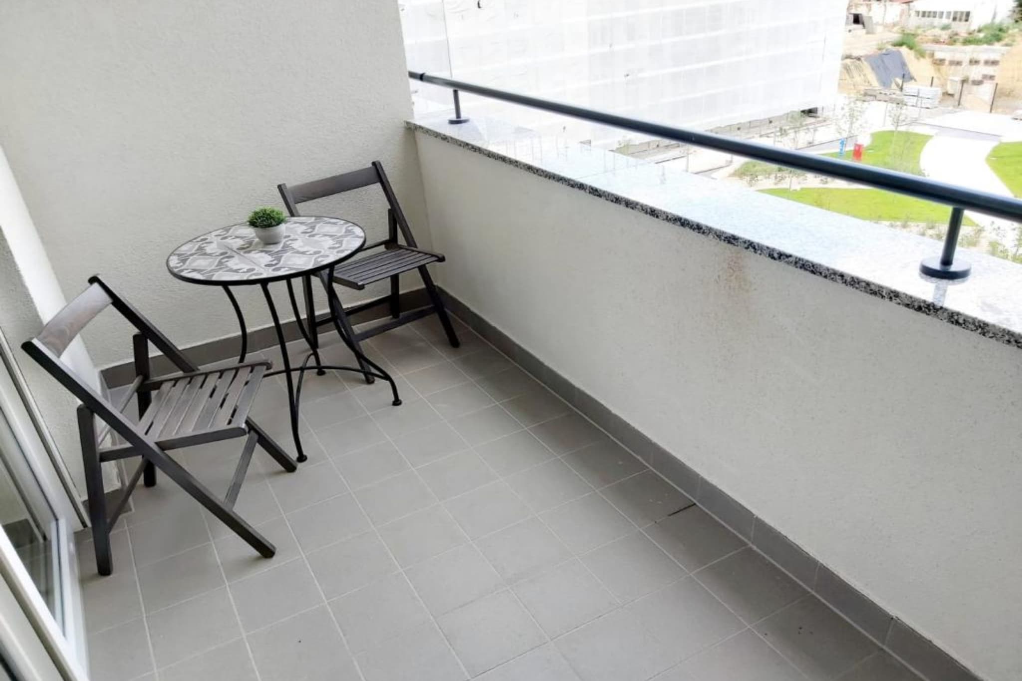 Comfort Apartment Baruna Filipovića - Studio Apartment With Balcony - Terrasse/Balkon