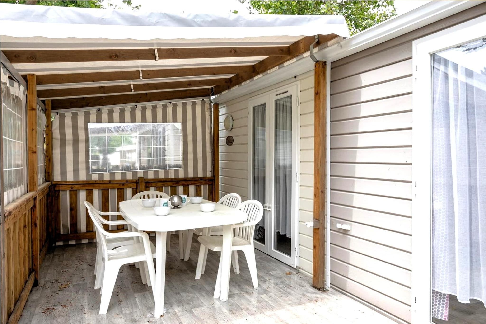 	Mobil-home 4 pax - Terrasbalkon