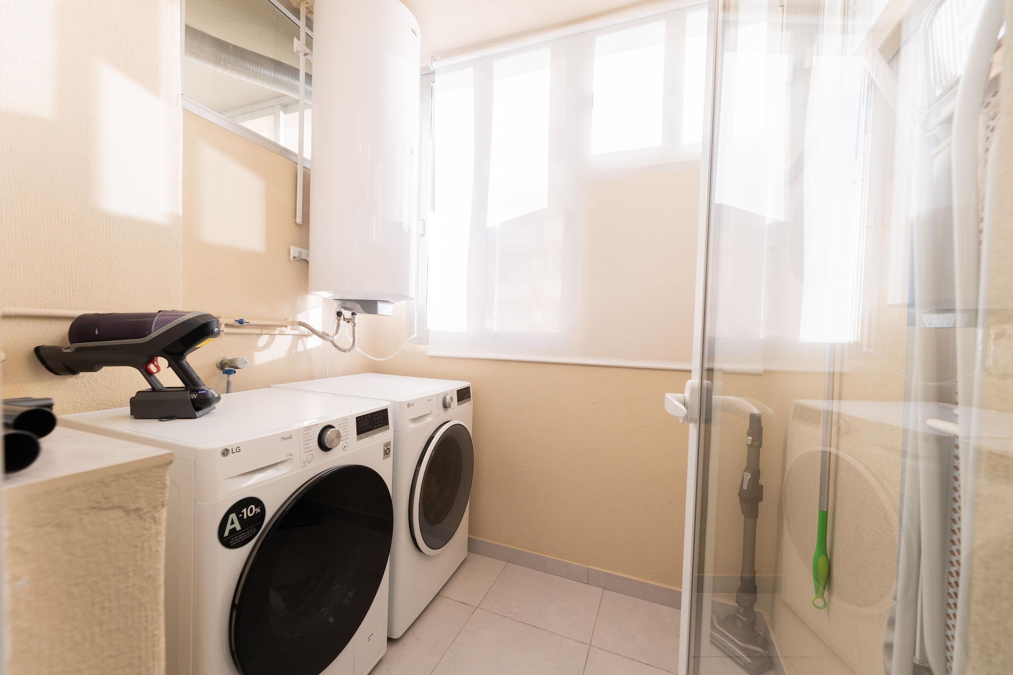 Marbell center-Badkamer