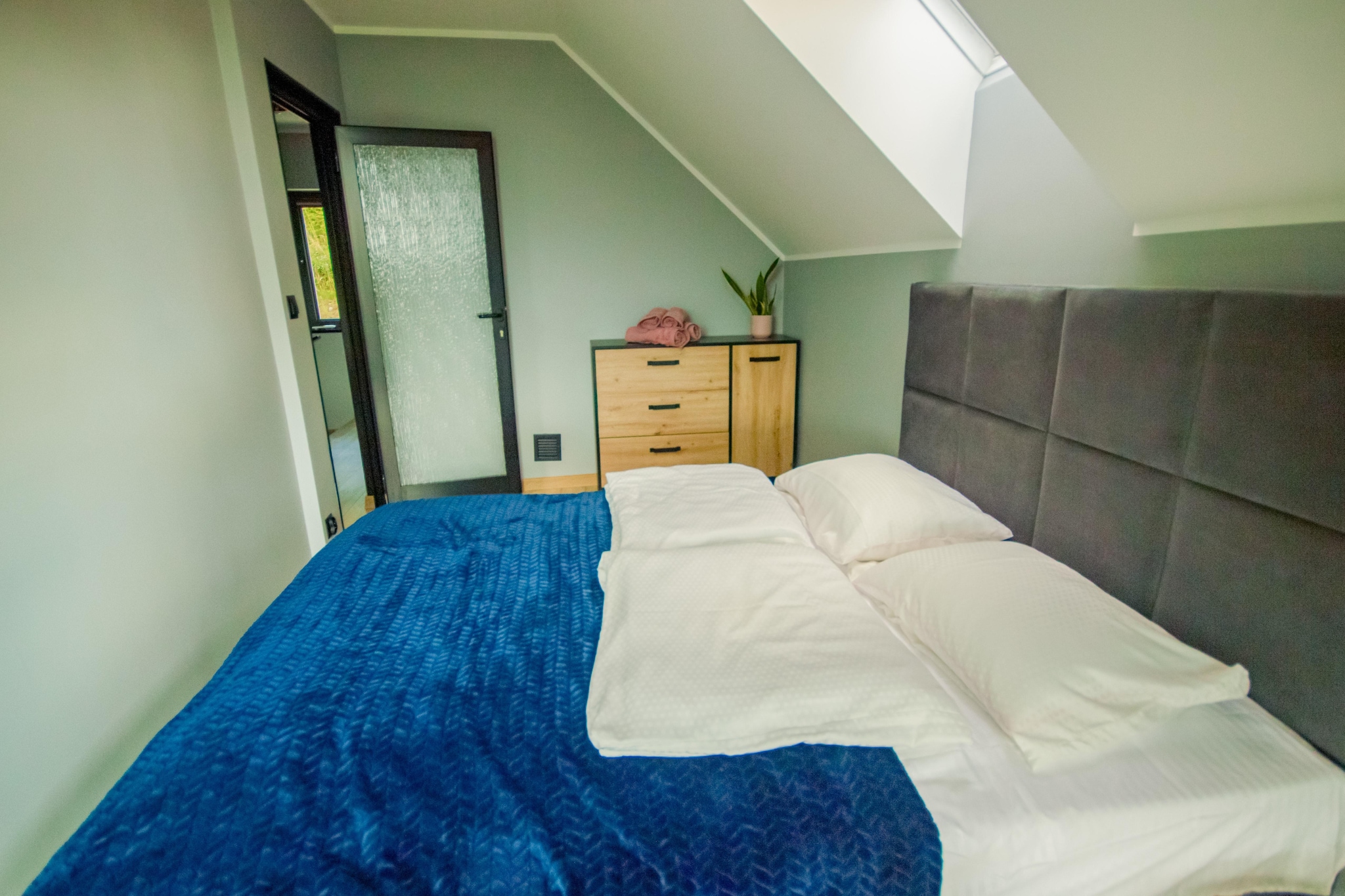 Dom na szczycie dla 6 osób-Slaapkamer