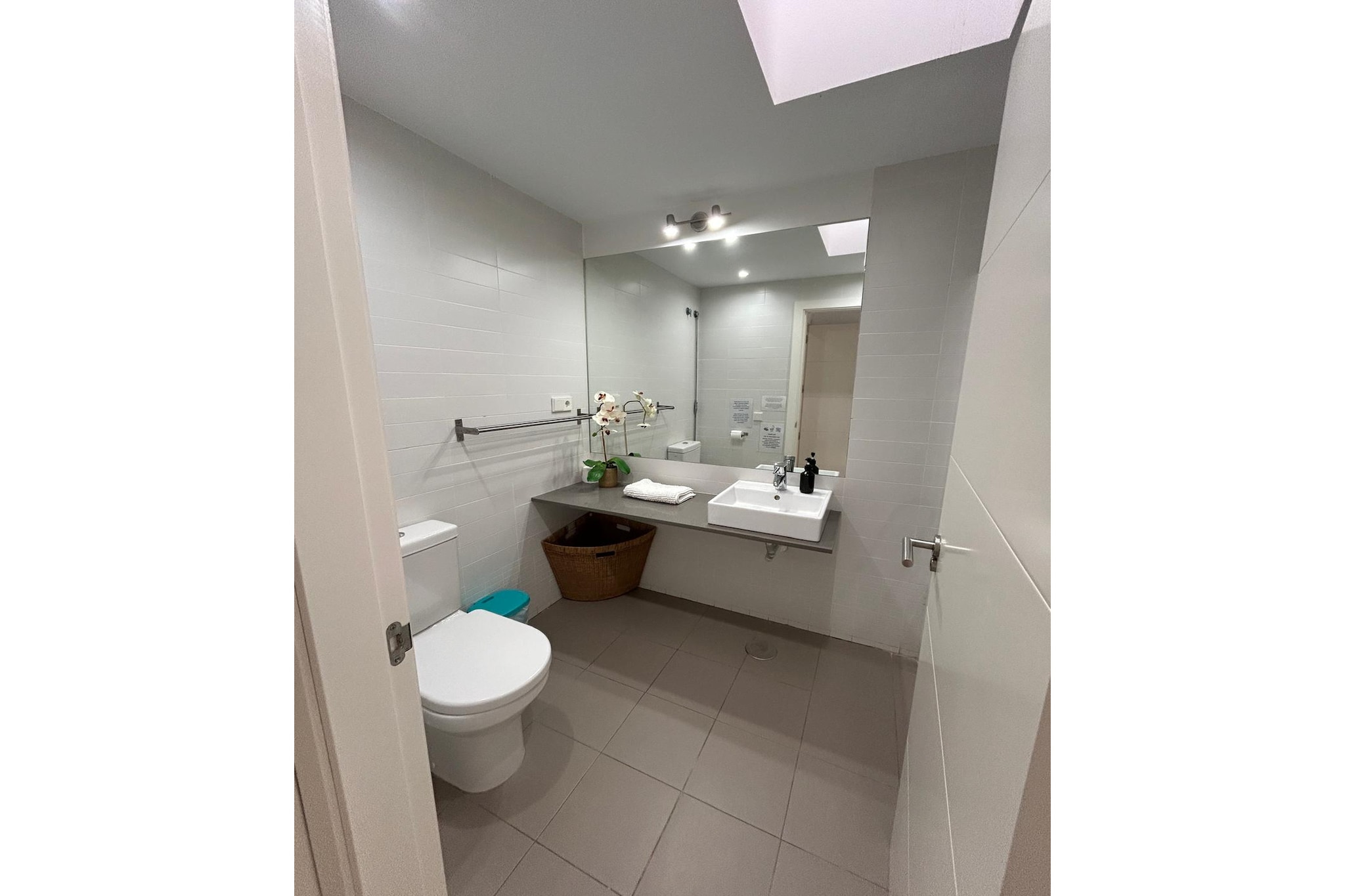 CT 407 AL - Faro's Las Negras Beach Apartment for 4 - Cabo de Gata-Badkamer