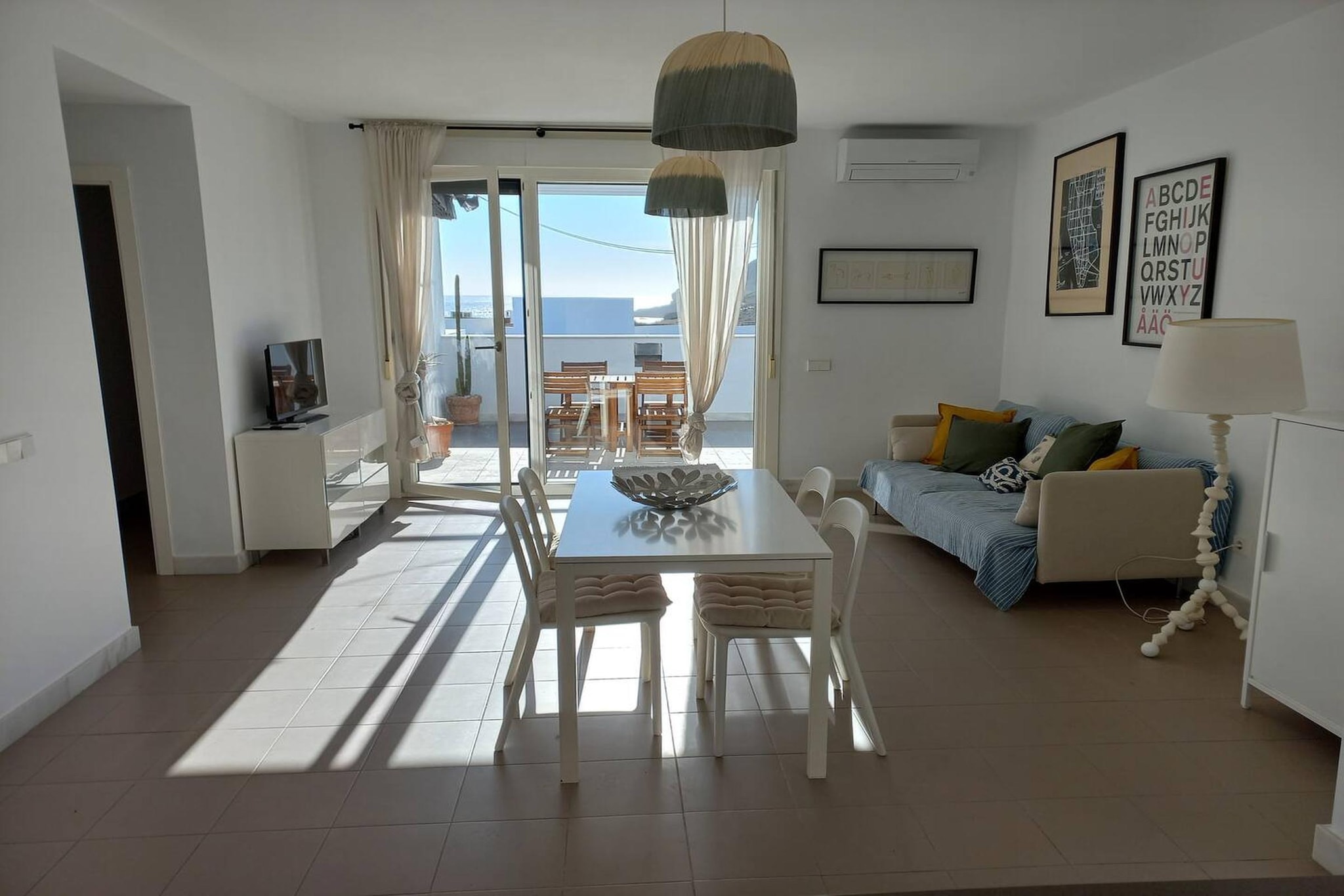 CT 407 AL - Faro's Las Negras Beach Apartment for 4 - Cabo de Gata-Woonkamer