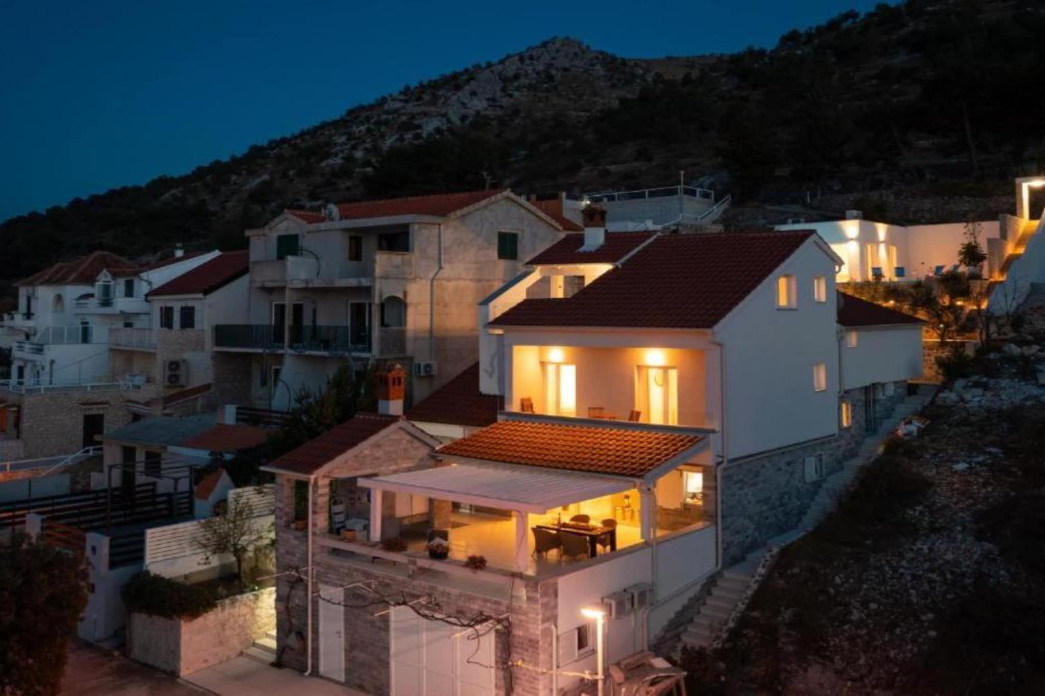 Seafront Six Bedroom Modern Villa with Pool Nancy - Outdoor