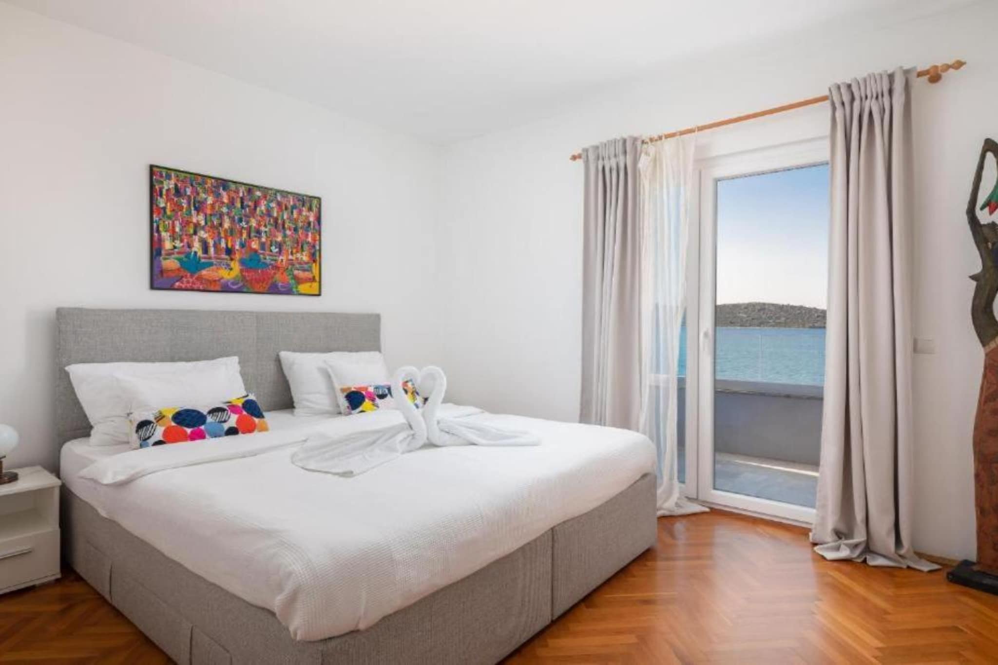 Seafront Six Bedroom Modern Villa with Pool Nancy - Bedroom