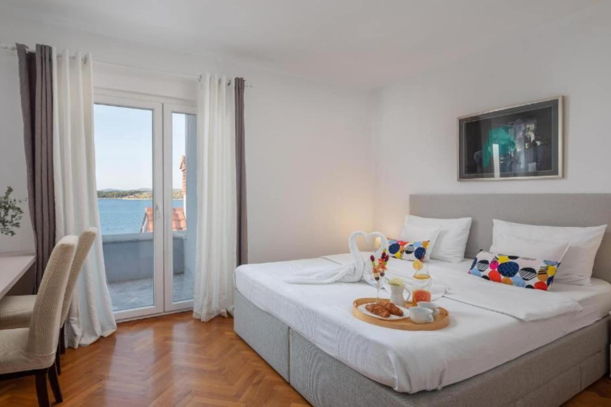 Seafront Six Bedroom Modern Villa with Pool Nancy - Bedroom