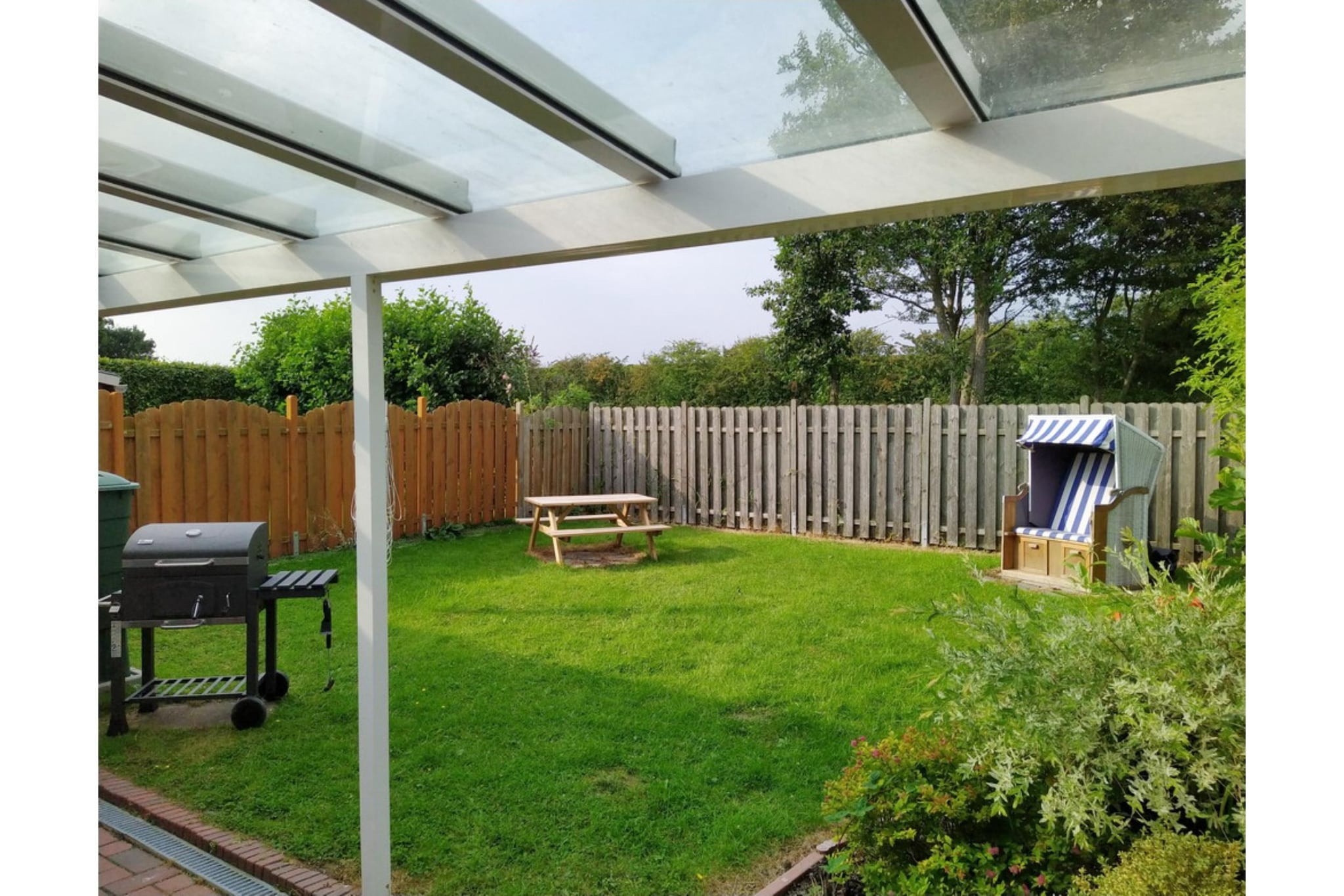 Ferienhaus Meeresbrise-Jardins en été