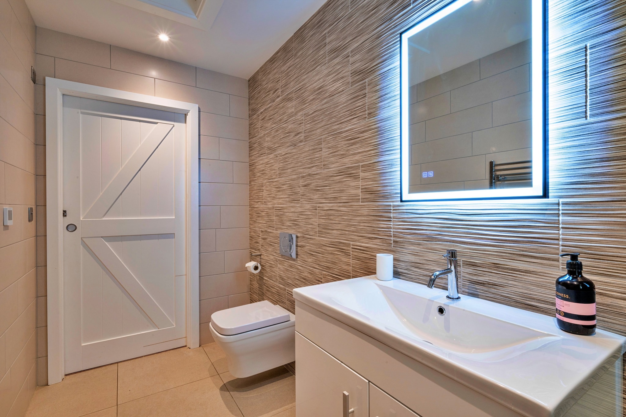The Asparagus Shed - Bathroom