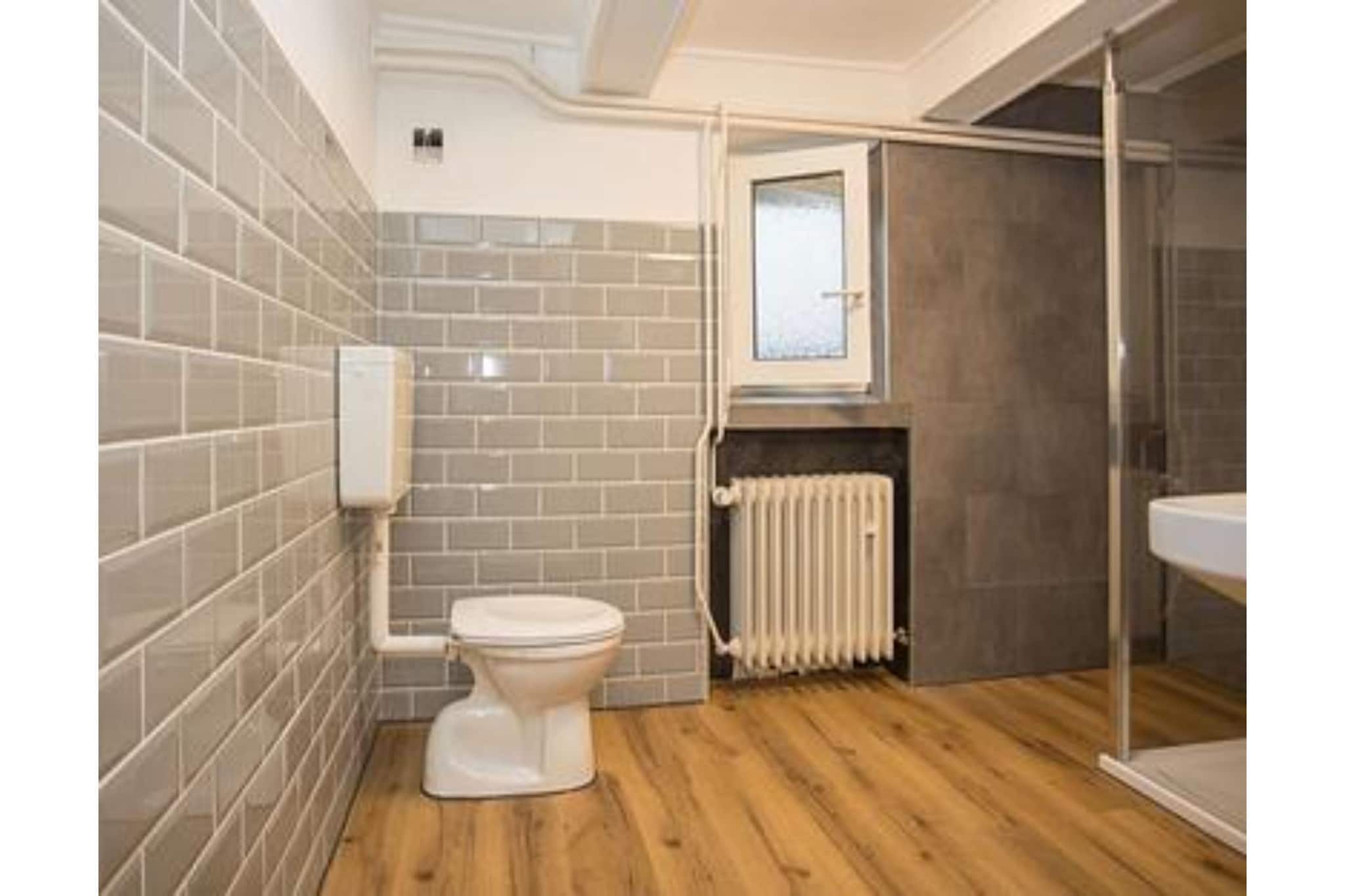 Gruppenhaus K17-Badezimmer