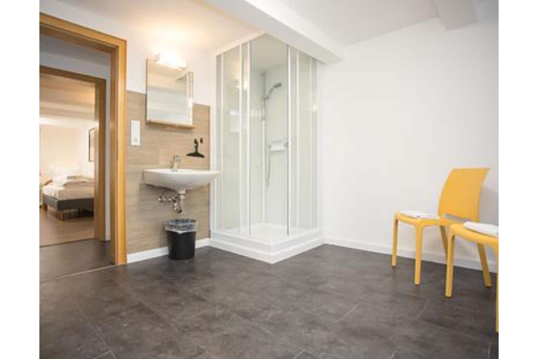 Gruppenhaus K17-Badezimmer