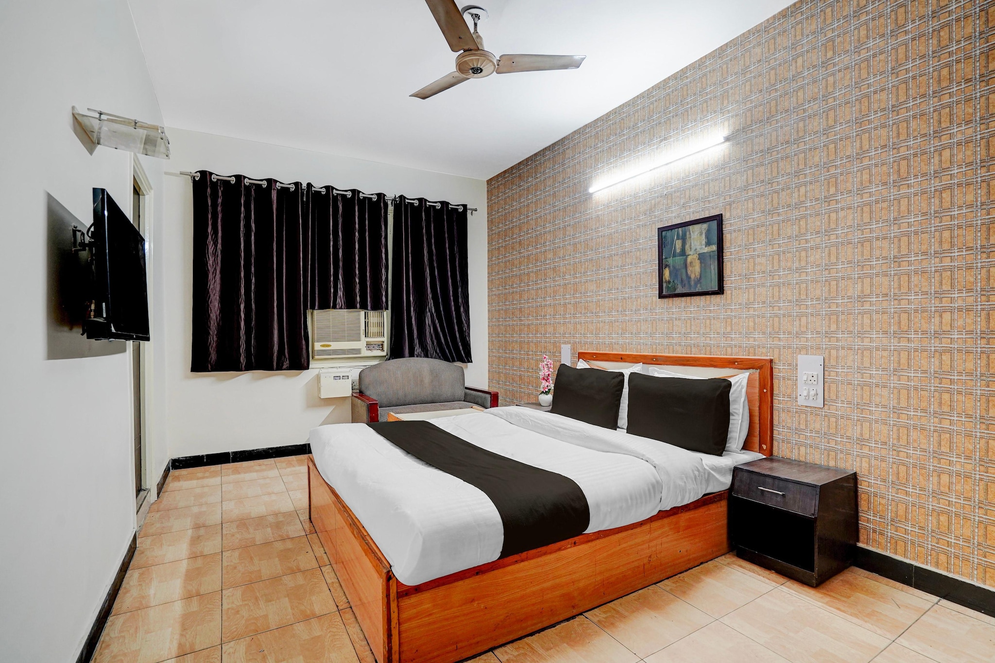 Hotel O Clock Tower Ludhiana