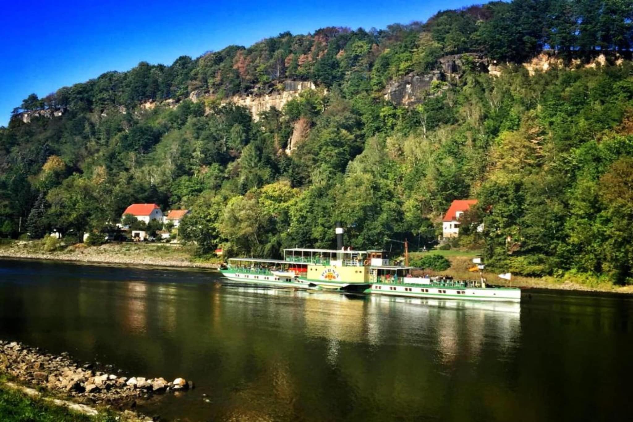 Gruppenhaus -Pfaffenstein Königstein Bärenstein-Gebieden zomer 5km