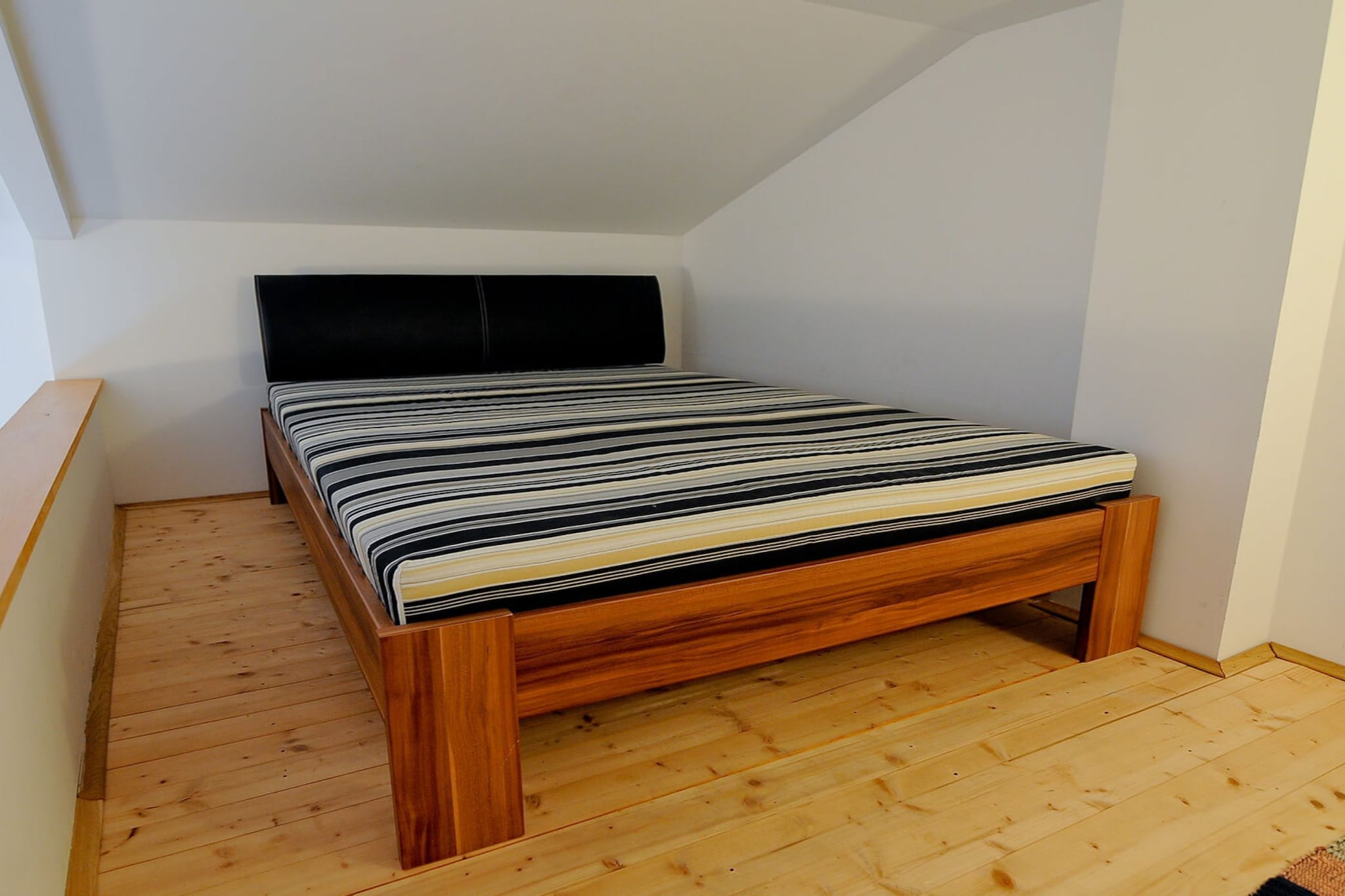 Apartments Juric - One Bedroom Apartment With Terrace (Plavi) - Chambre