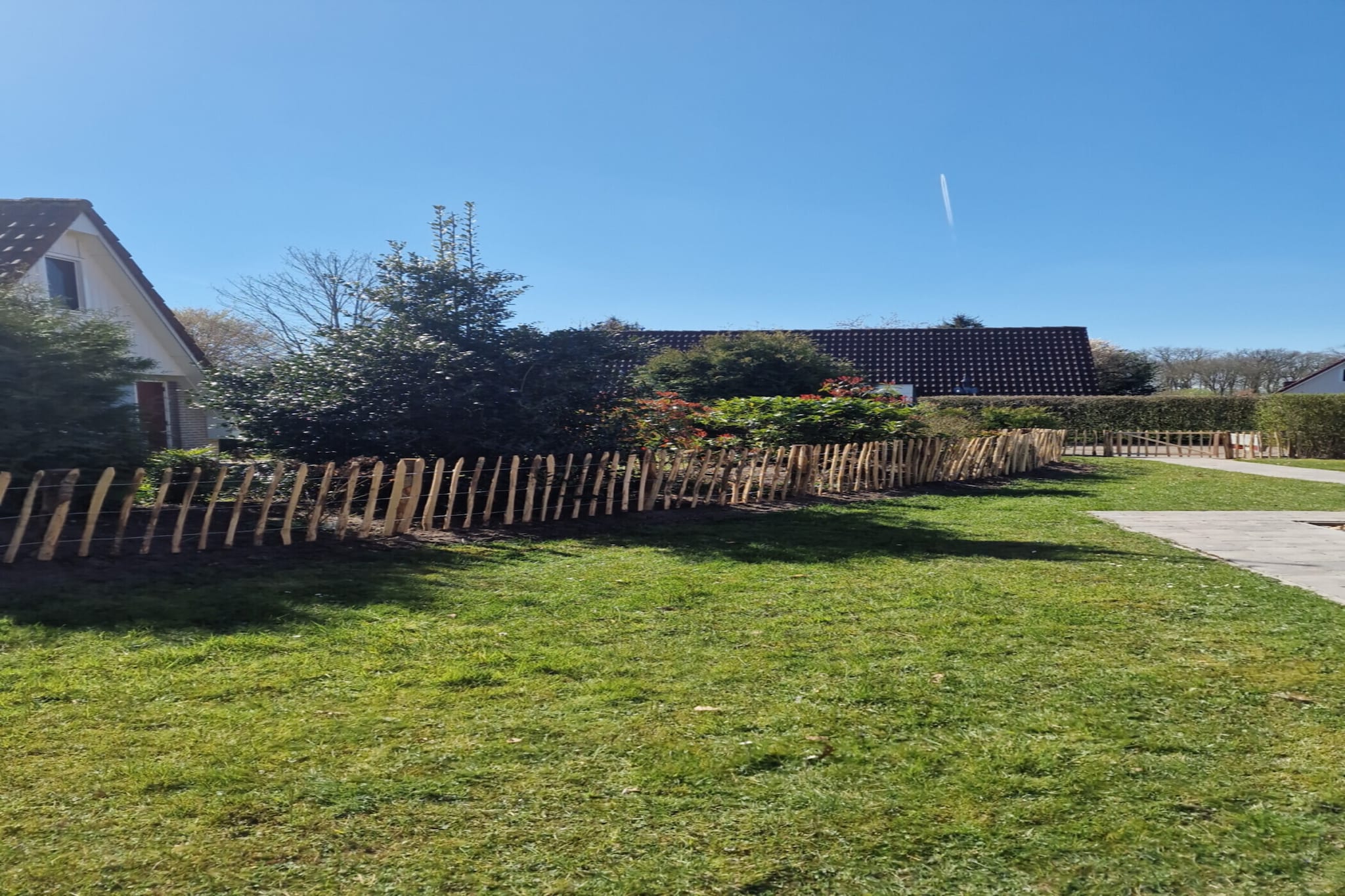 107 | Buizerd | Fijne bungalow met ruime tuin-Tuinen zomer