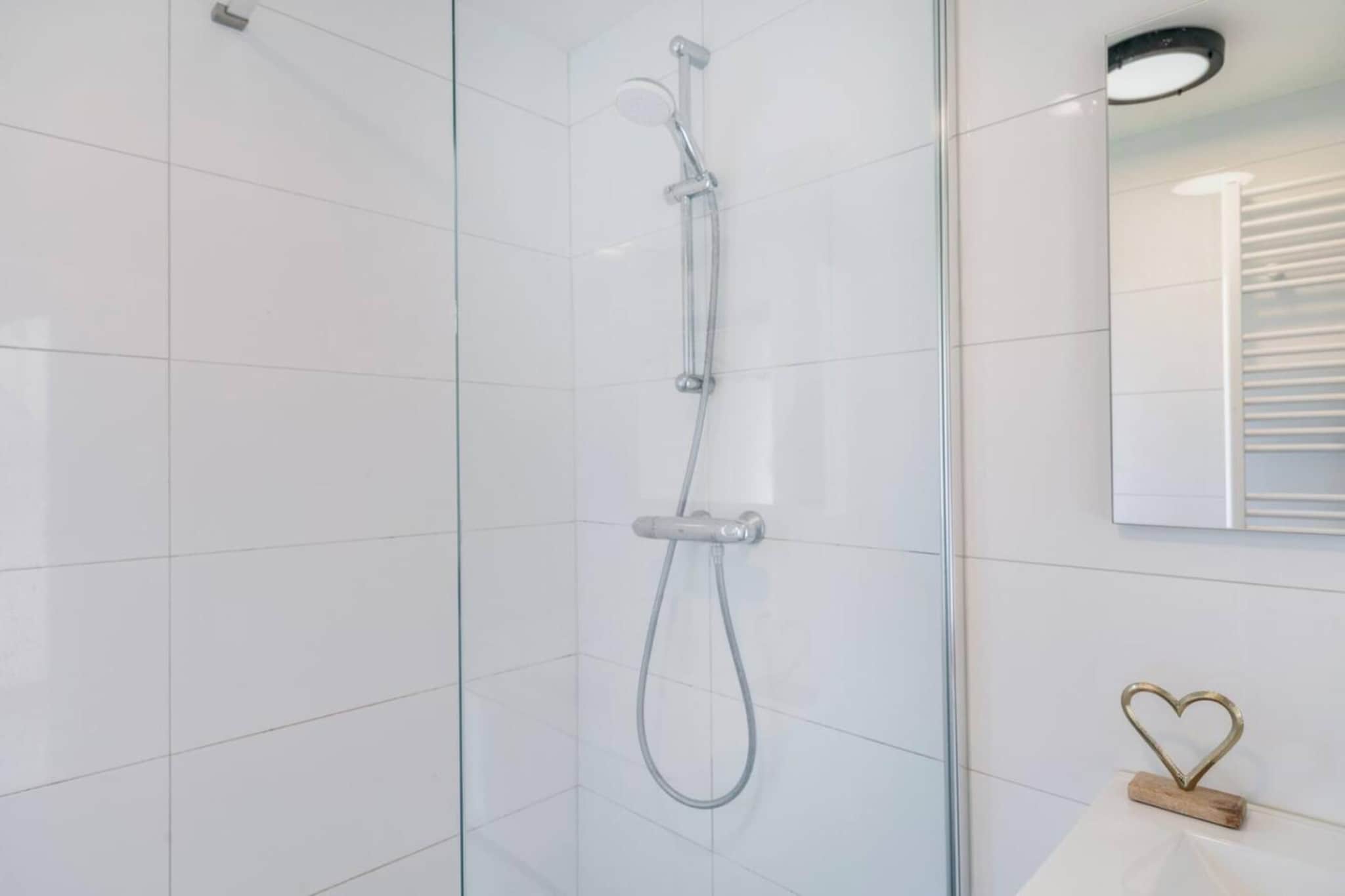 118 | Rietzanger | Sfeervol ingerichte bungalow-Badkamer