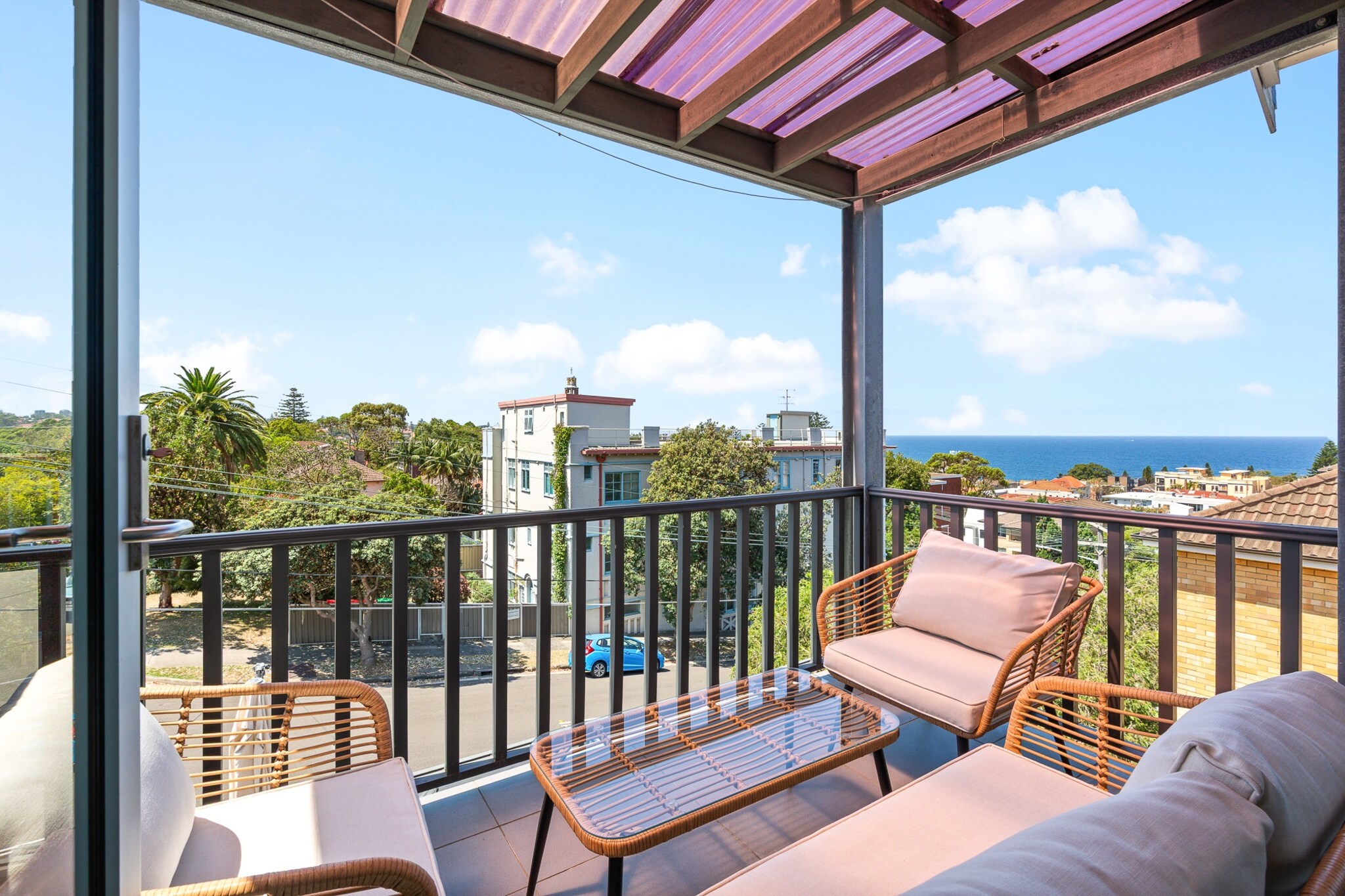Bright 2-Bed Apartment in Coogee