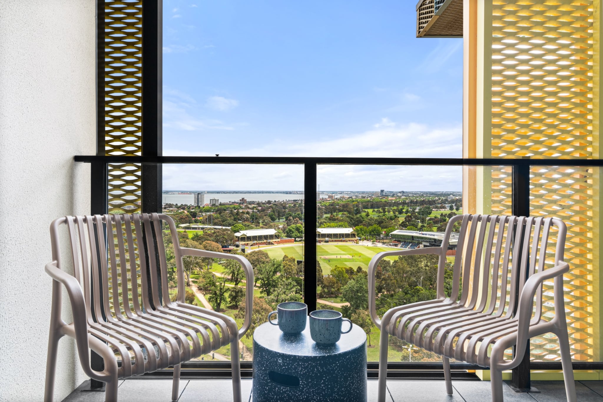 Renovated 2-Bed Apartment with Balcony