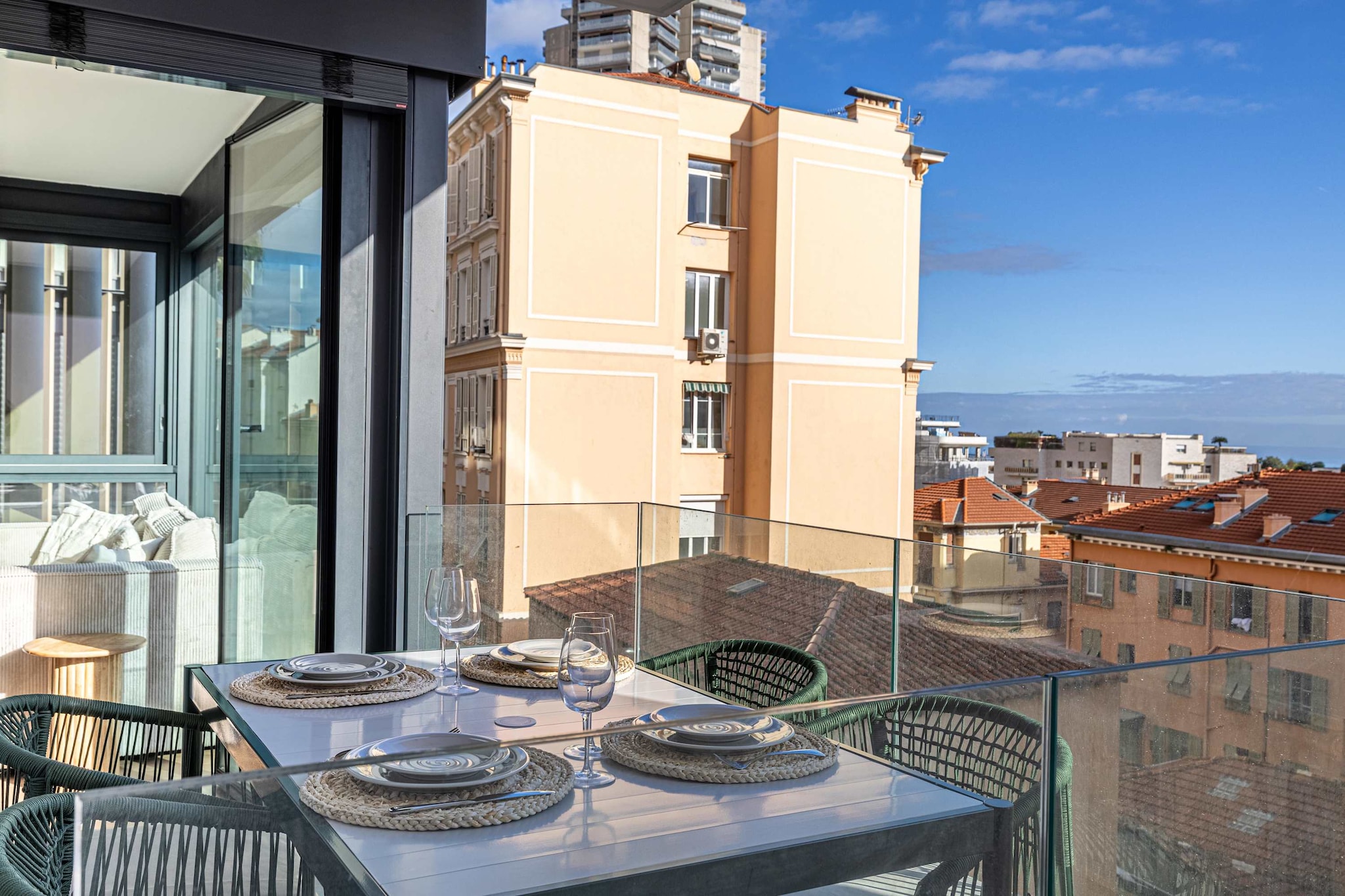 BEAUSOLEIL-Niet-getagd