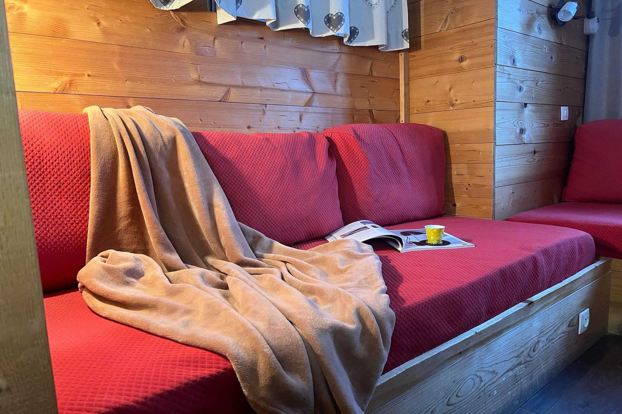 Champagne Powder-Woonkamer