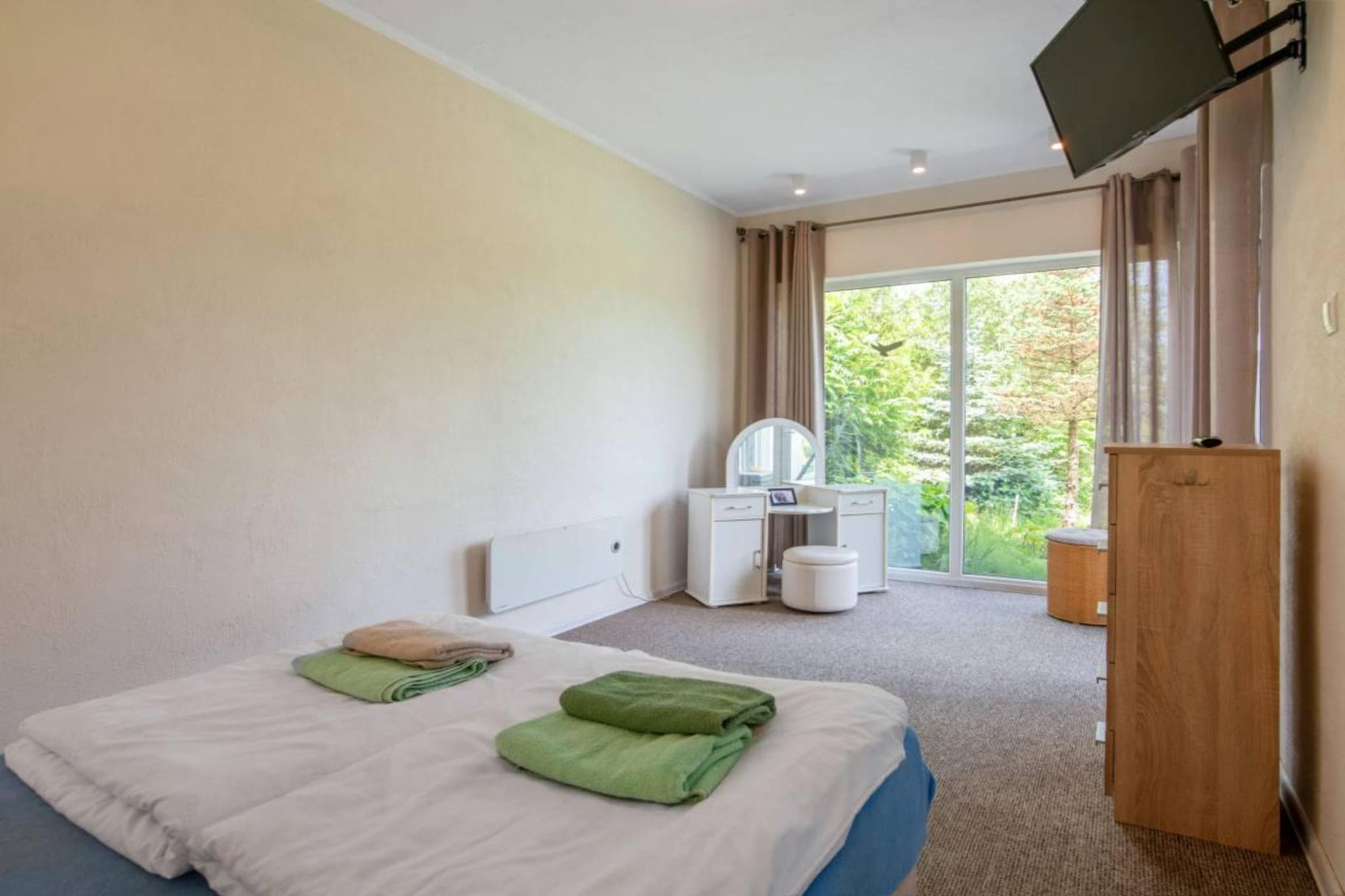 Bed Room
