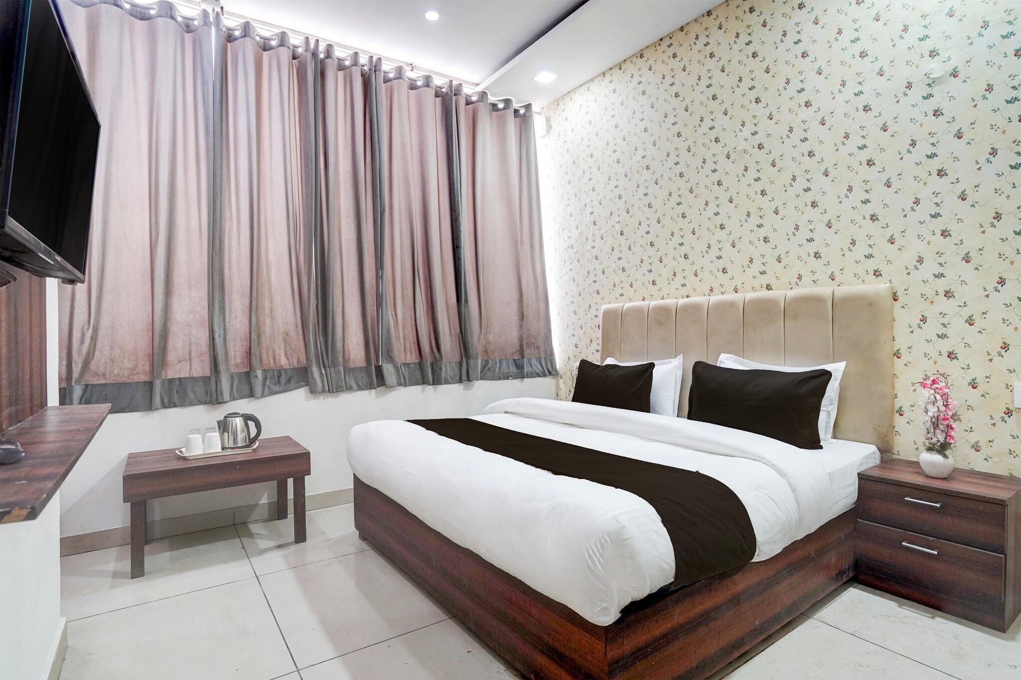 Hotel O Patiala Road Crossway Zirakpur