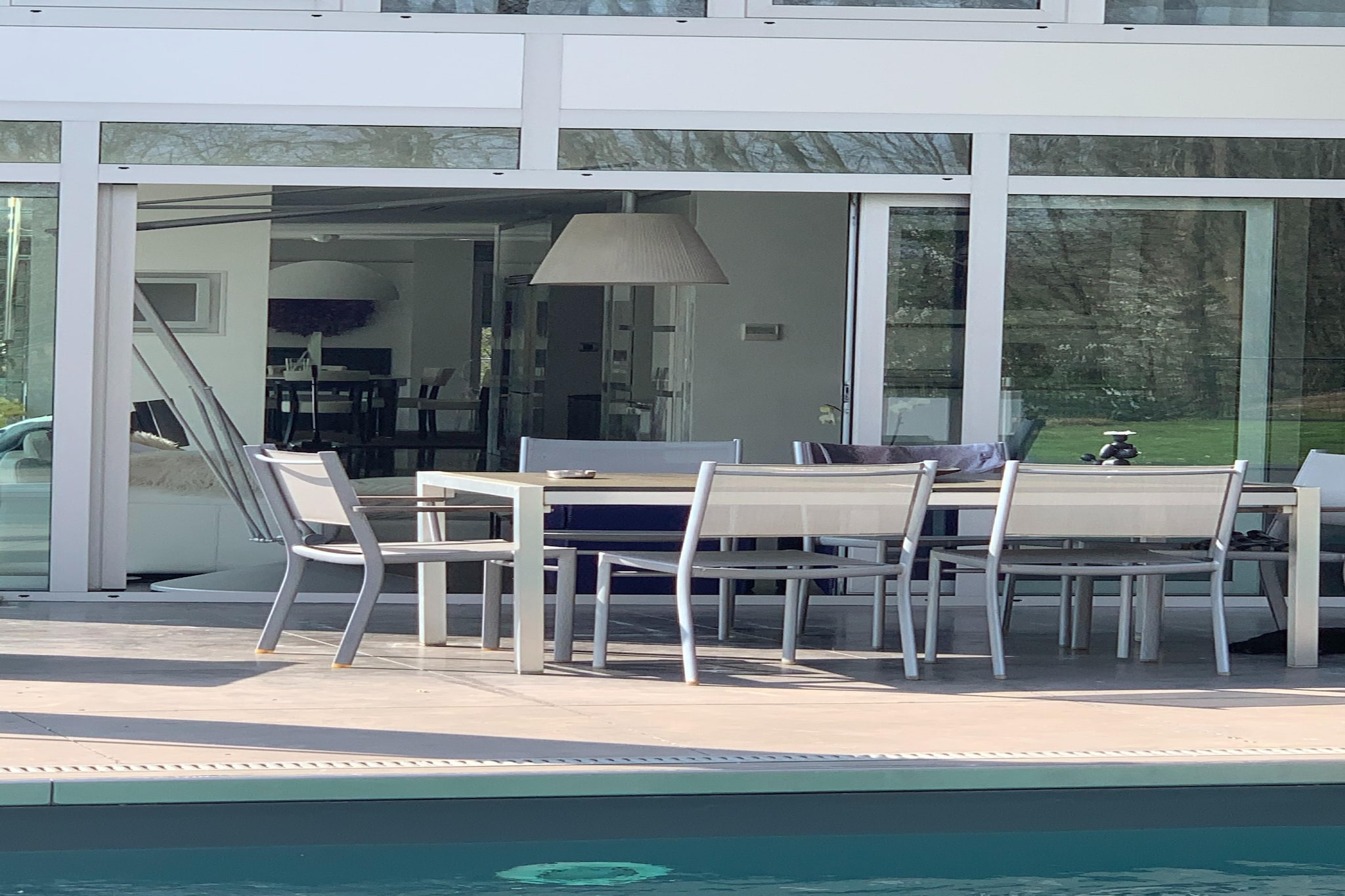 The Sweet Escape-Terras