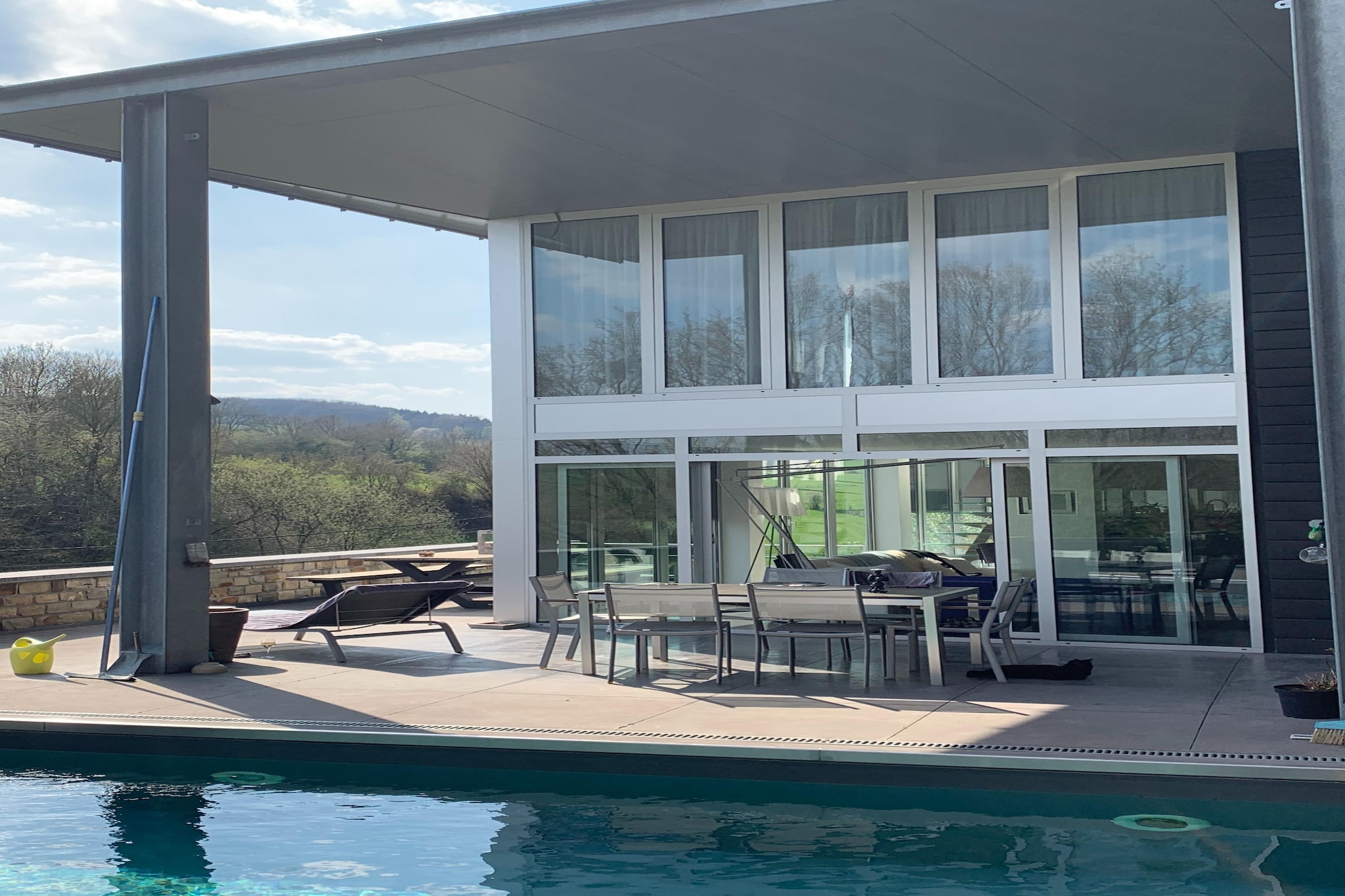 The Sweet Escape-Terras