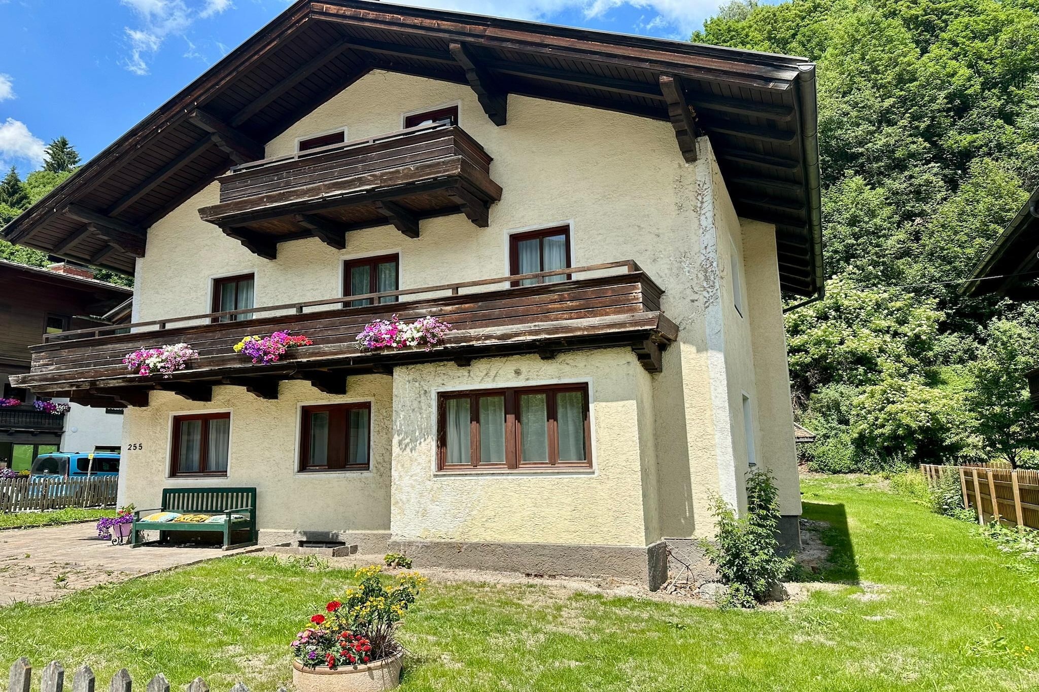 Exterior Summer