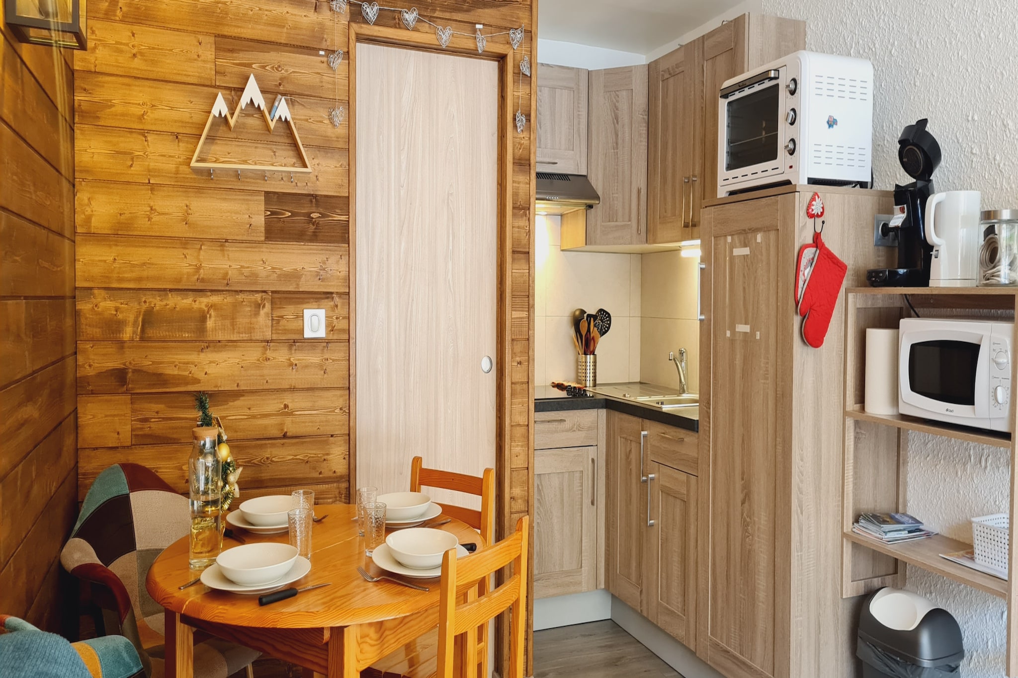 Mountain Home, Balcony & Ski Access